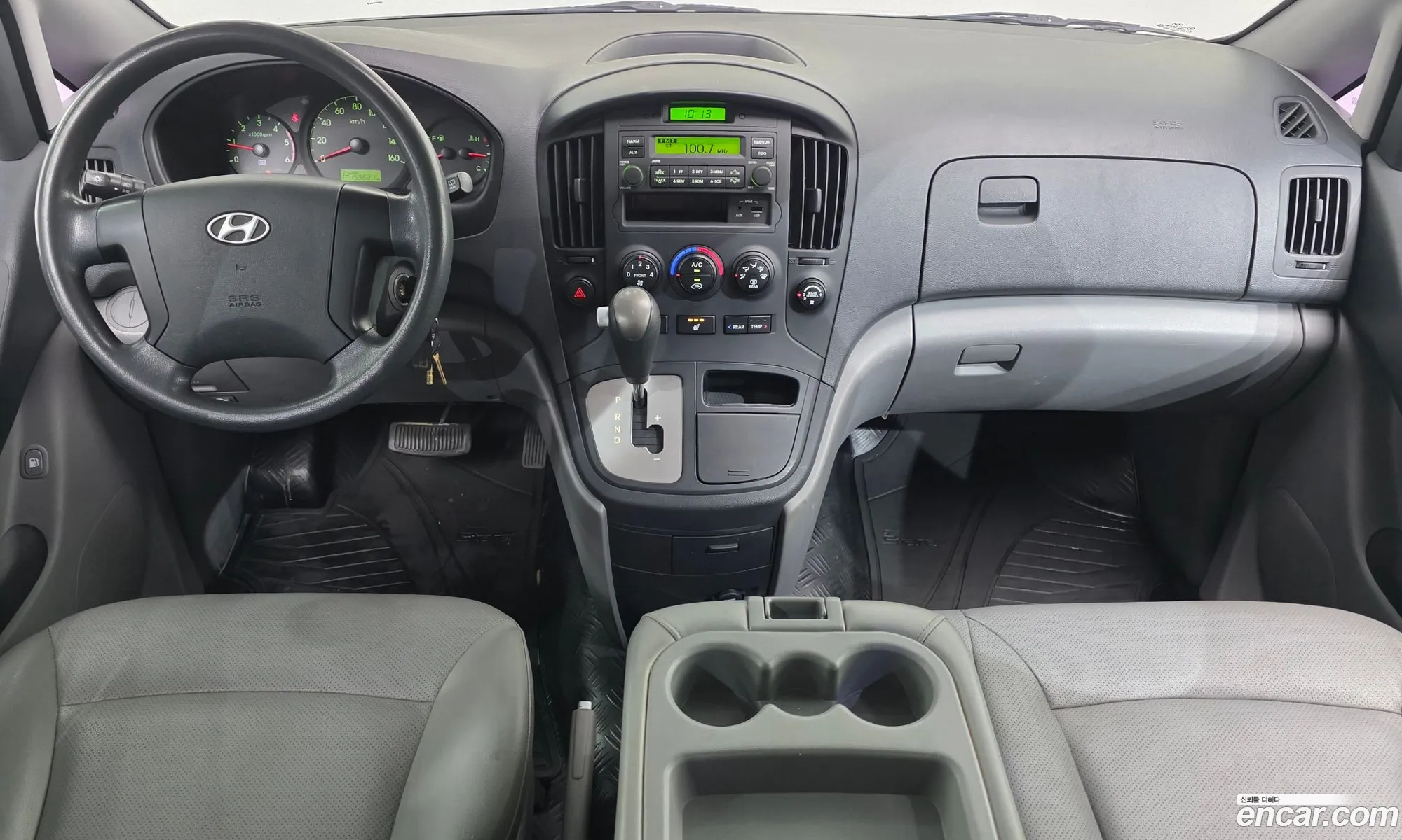Hyundai Grand Starex 2013 — 14