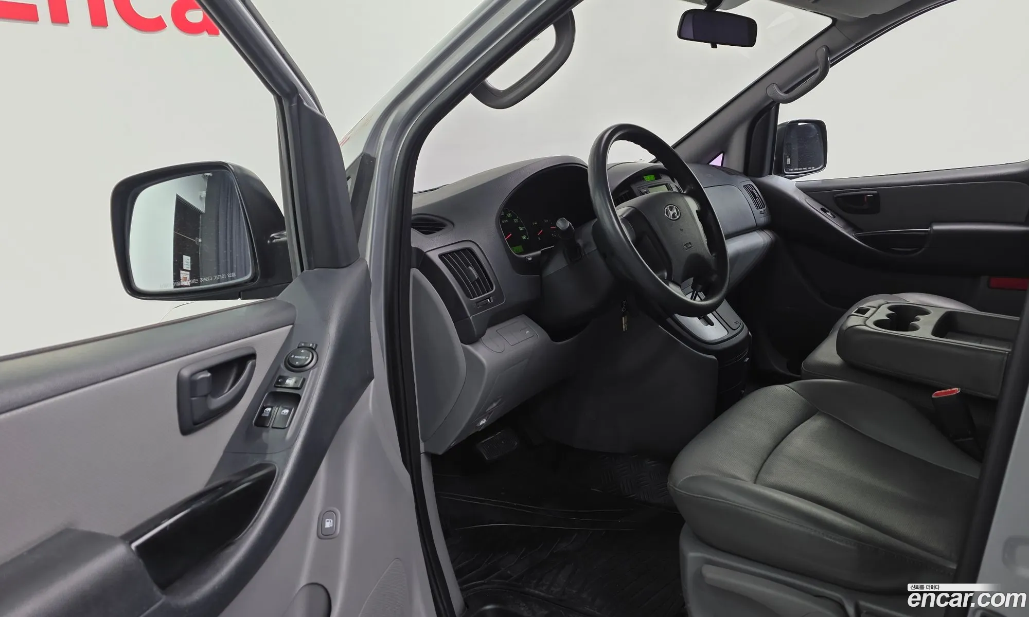 Hyundai Grand Starex 2013 — 5