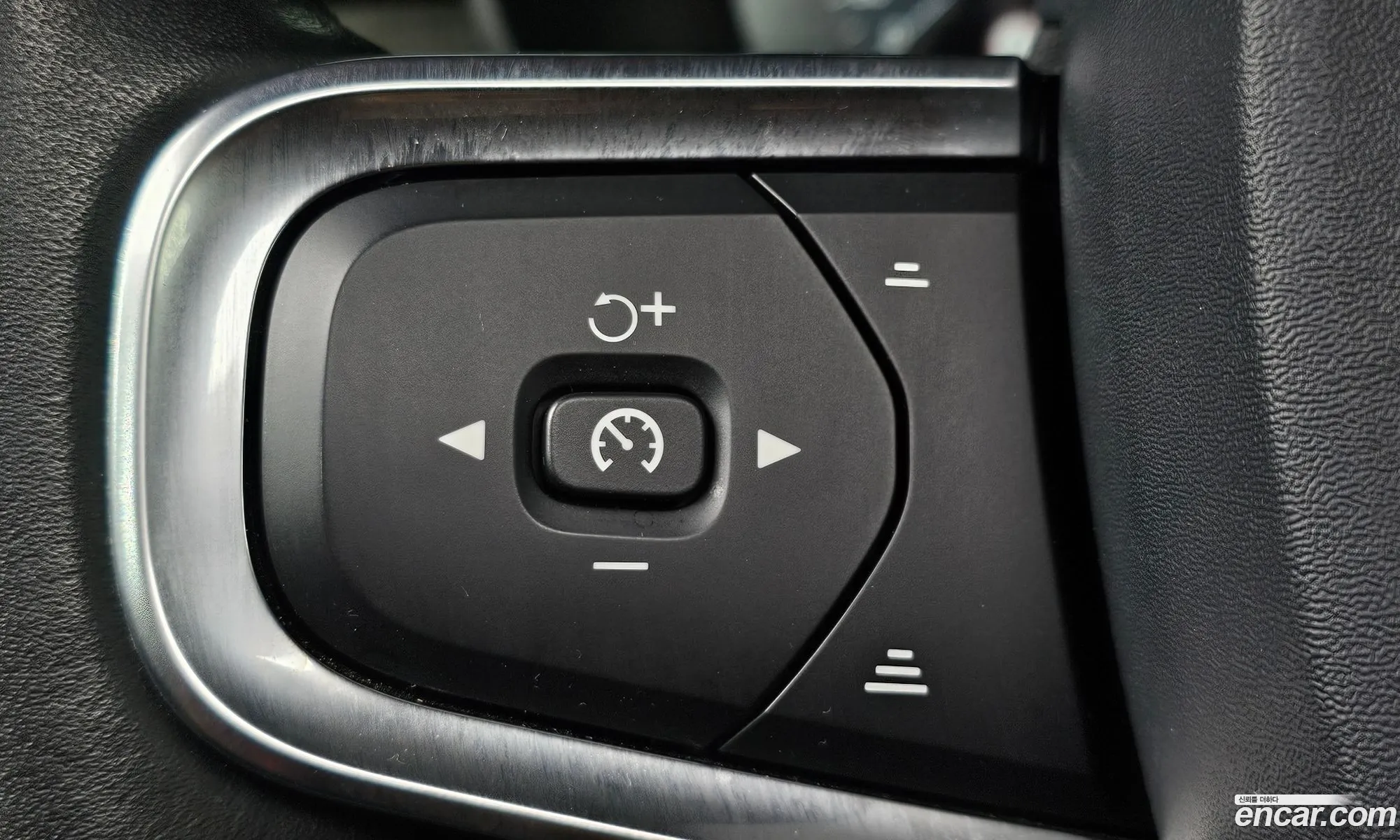Volvo XC40 2020 — 29