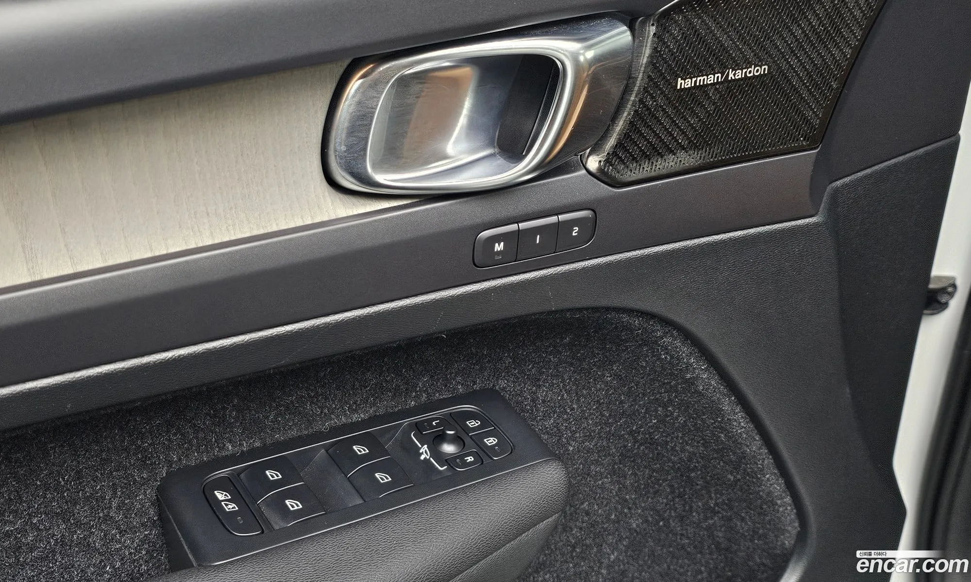 Volvo XC40 2020 — 23