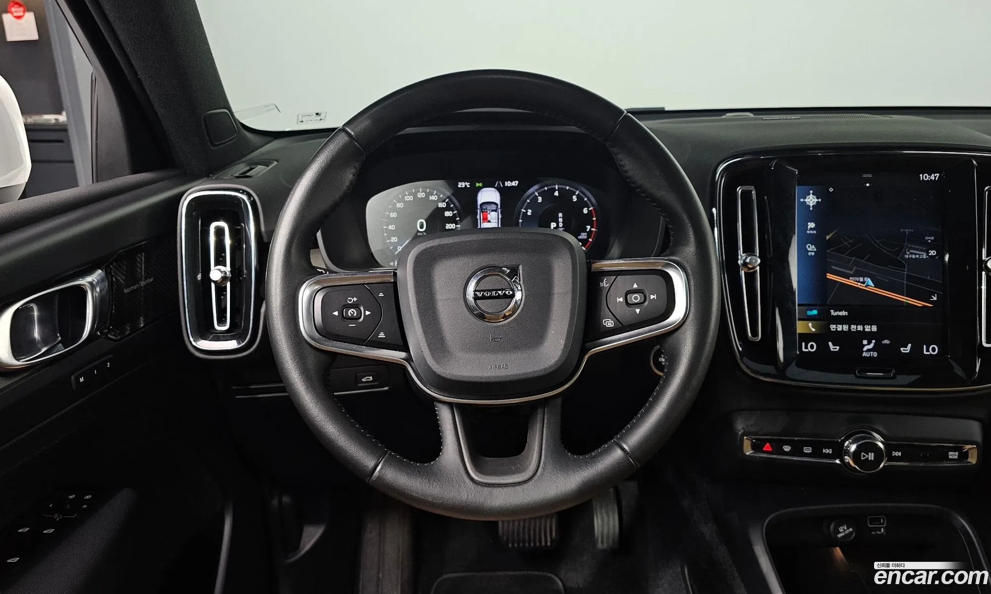 Volvo XC40 2020 — 14