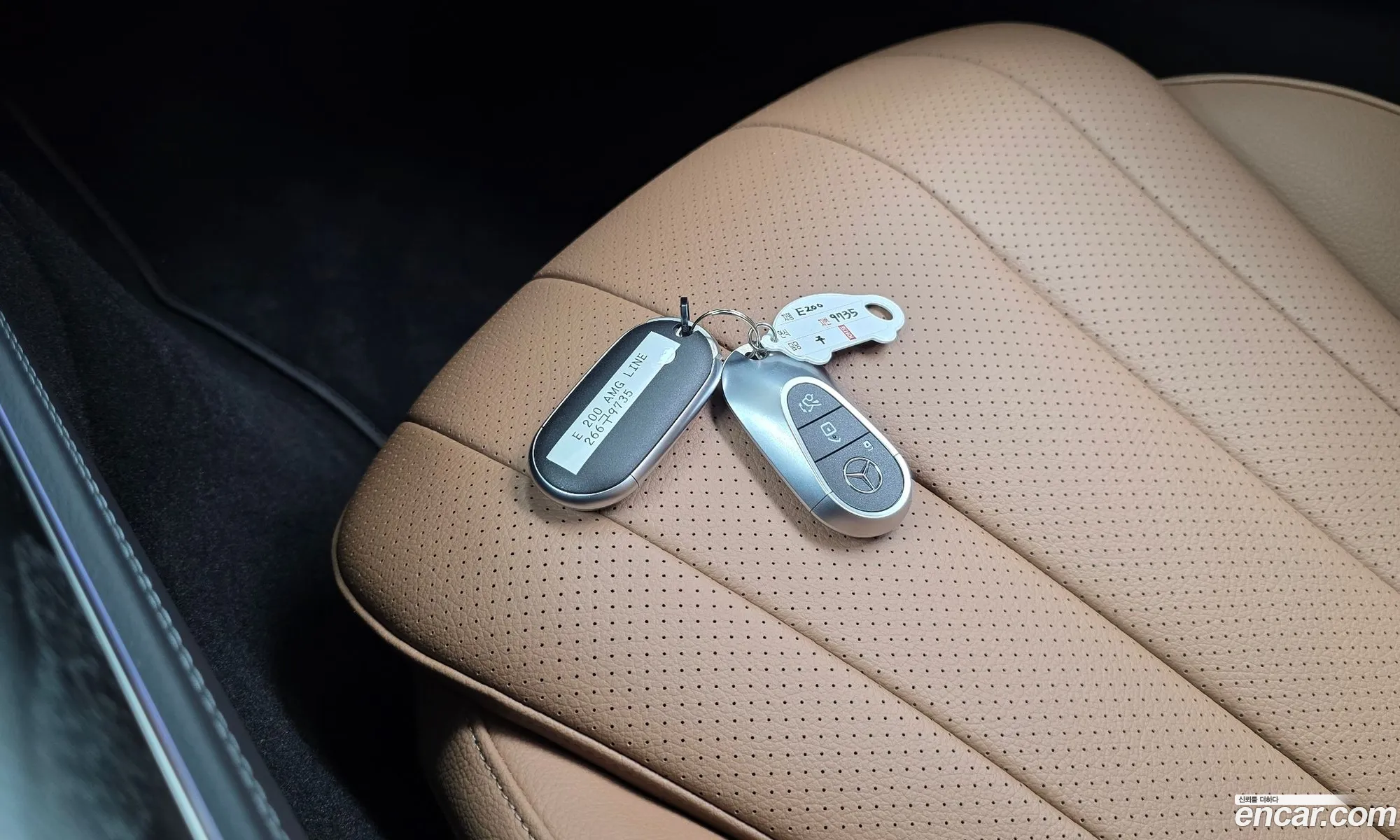 Mercedes-Benz E-Class W214 2025 — 18