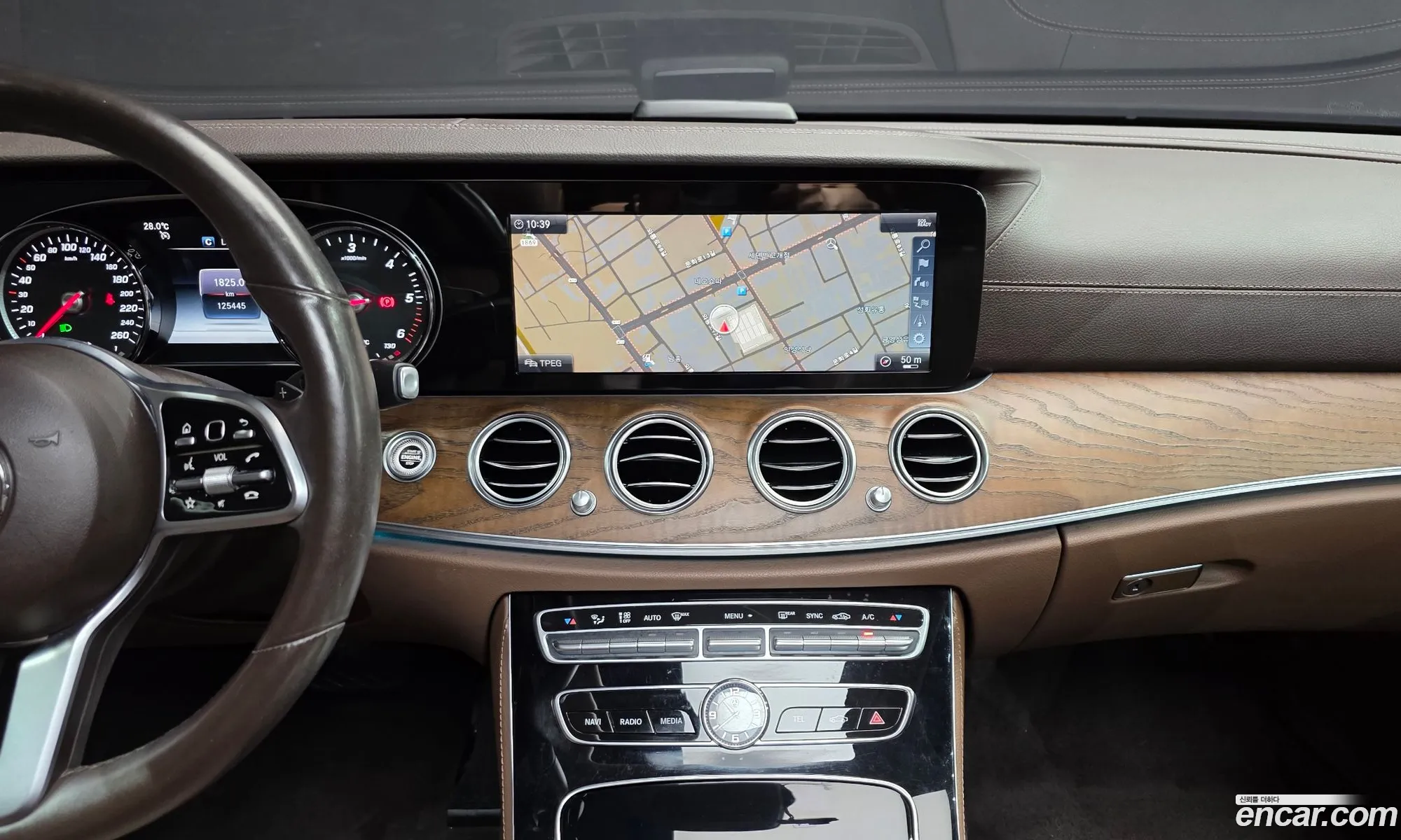 Mercedes-Benz E-Class W213 2019 WDDZF0EB5KA650977 — 21