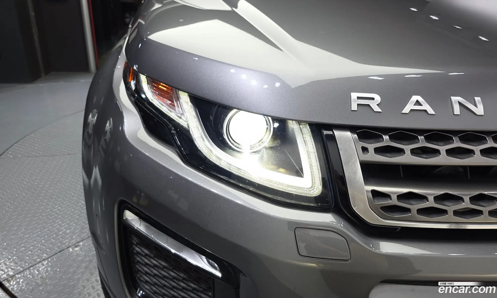 Land Rover Range Rover Evoque 2018 — 18