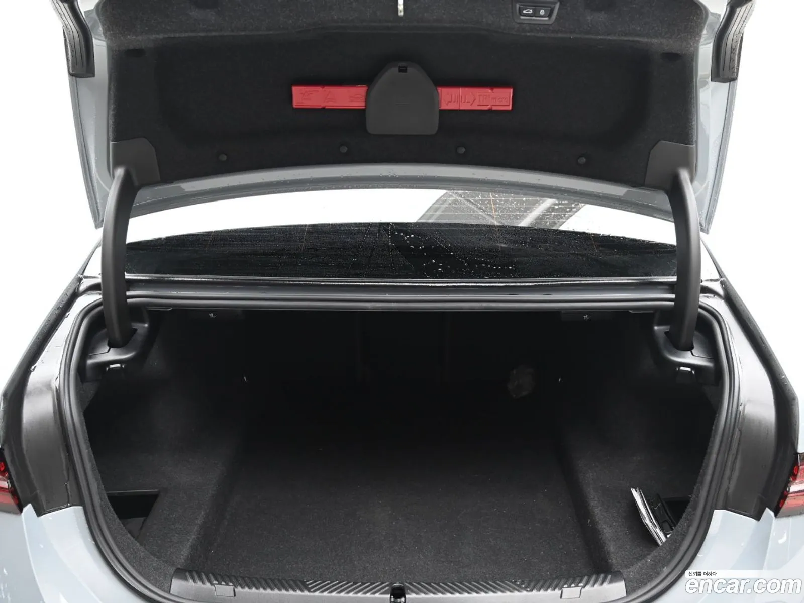 BMW 5 Series 2024 — 12