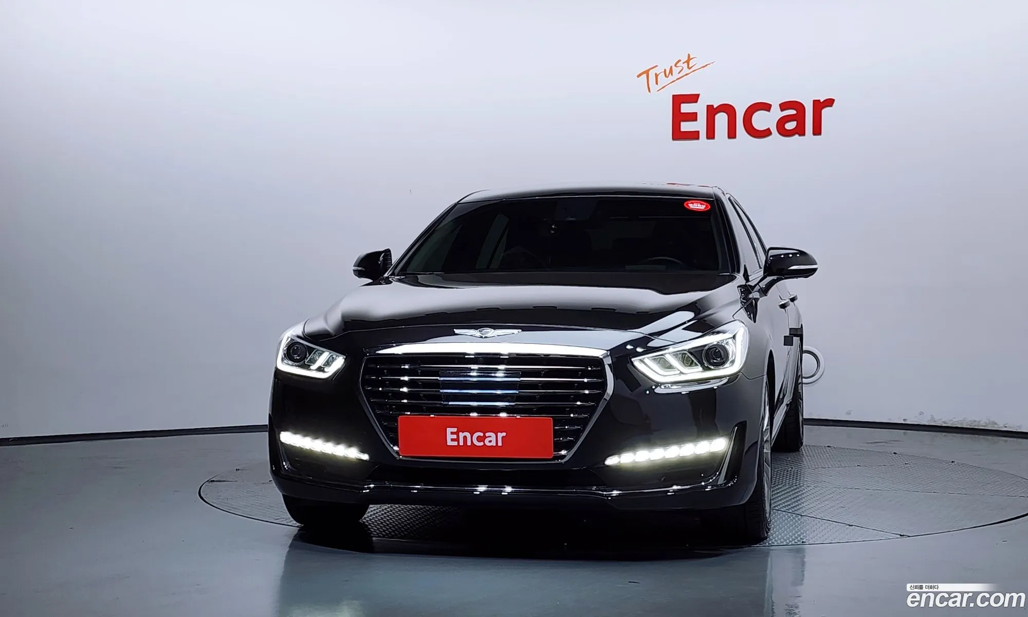 Genesis EQ900 2017 — 3