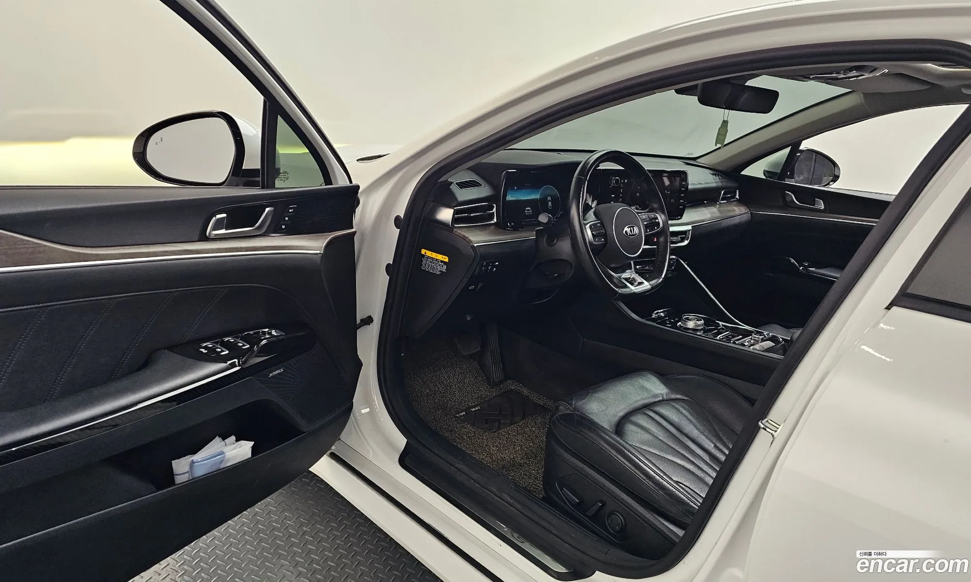 Kia K5 2019 — 3