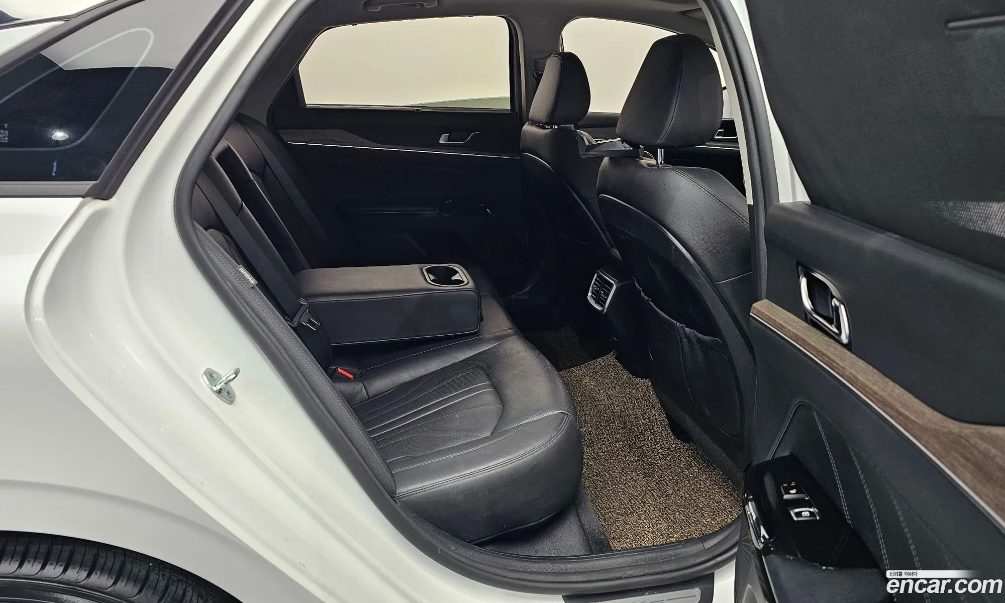 Kia K5 2019 — 10