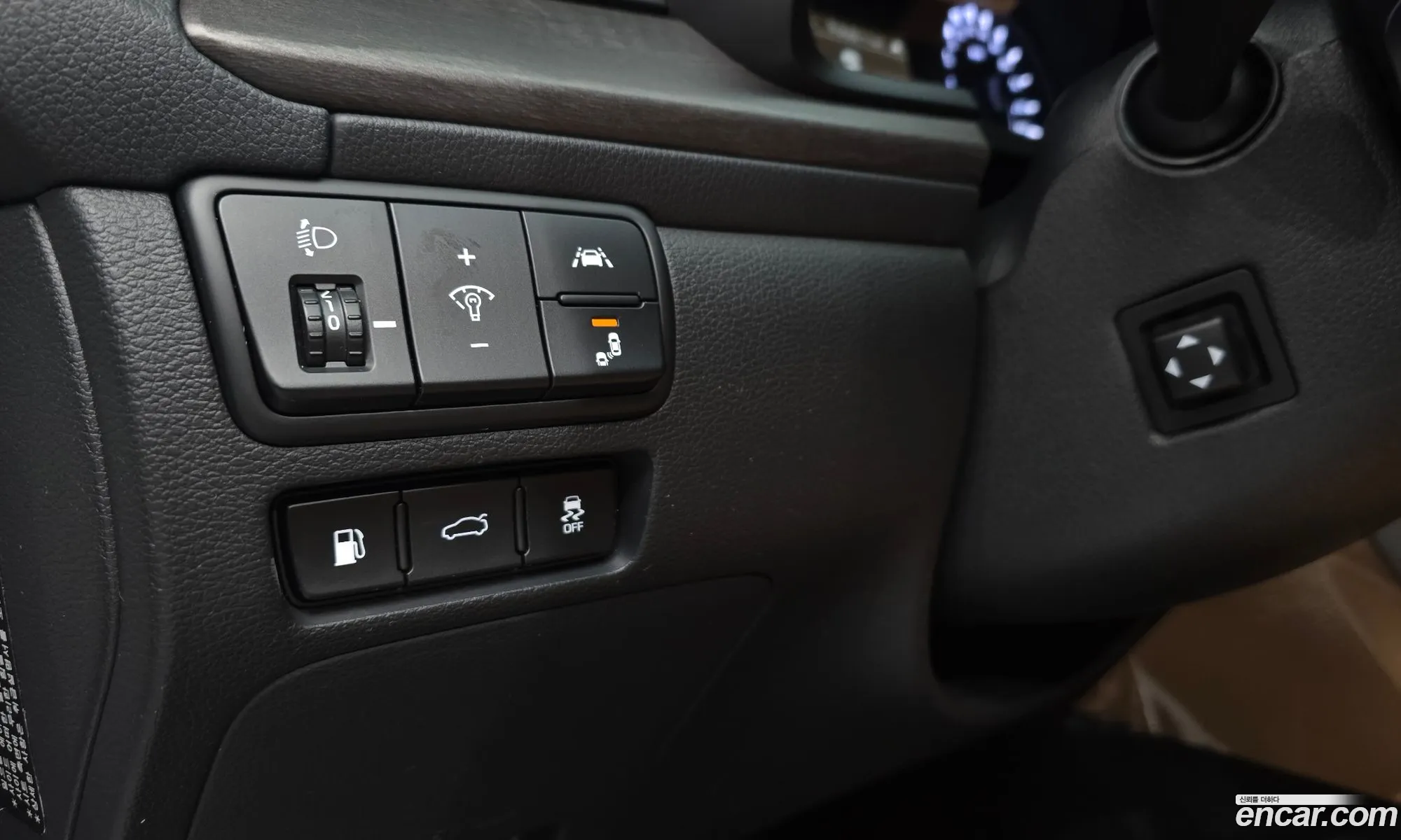 Kia K7 Premier 2020 — 25