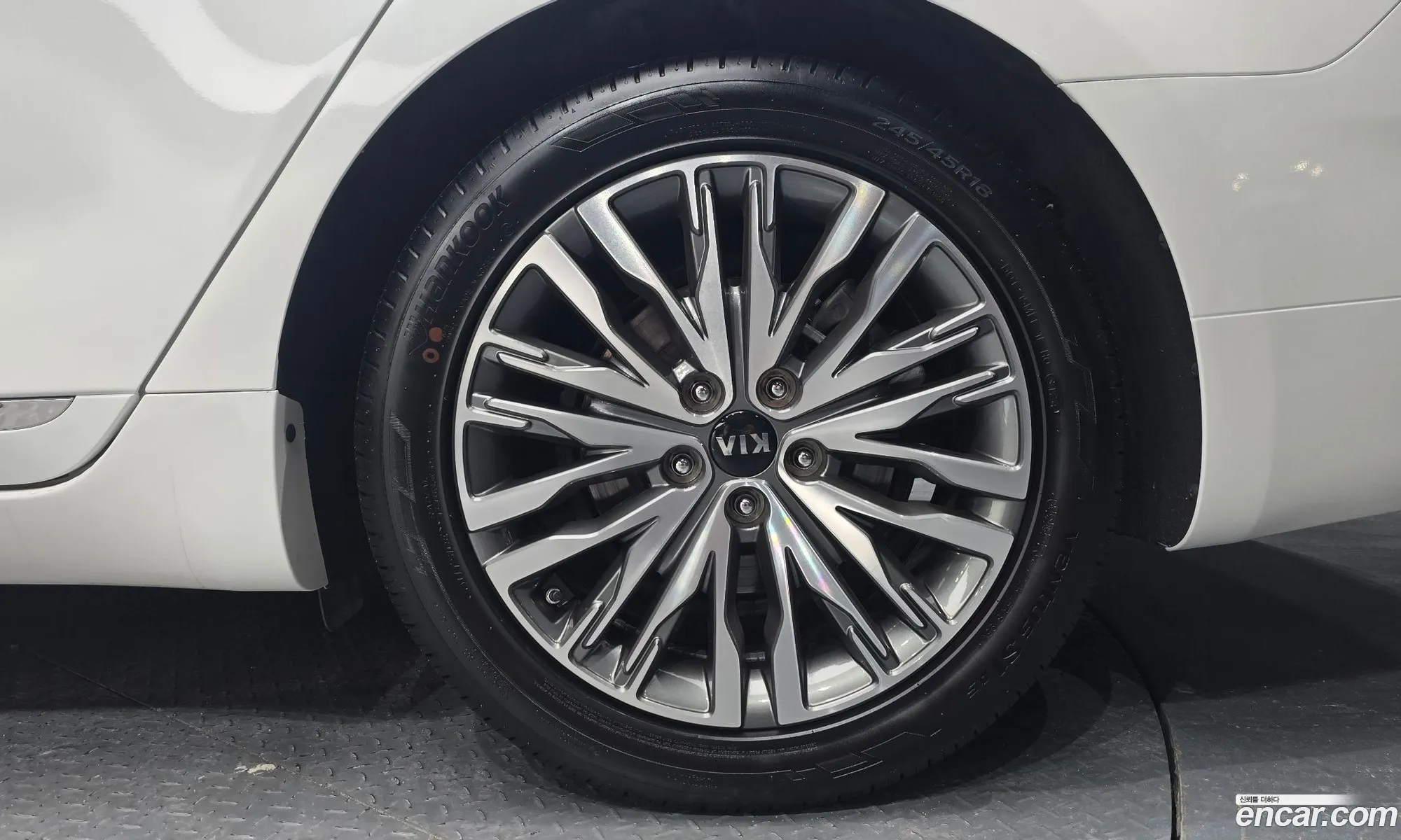 Kia K7 Premier 2020 — 13