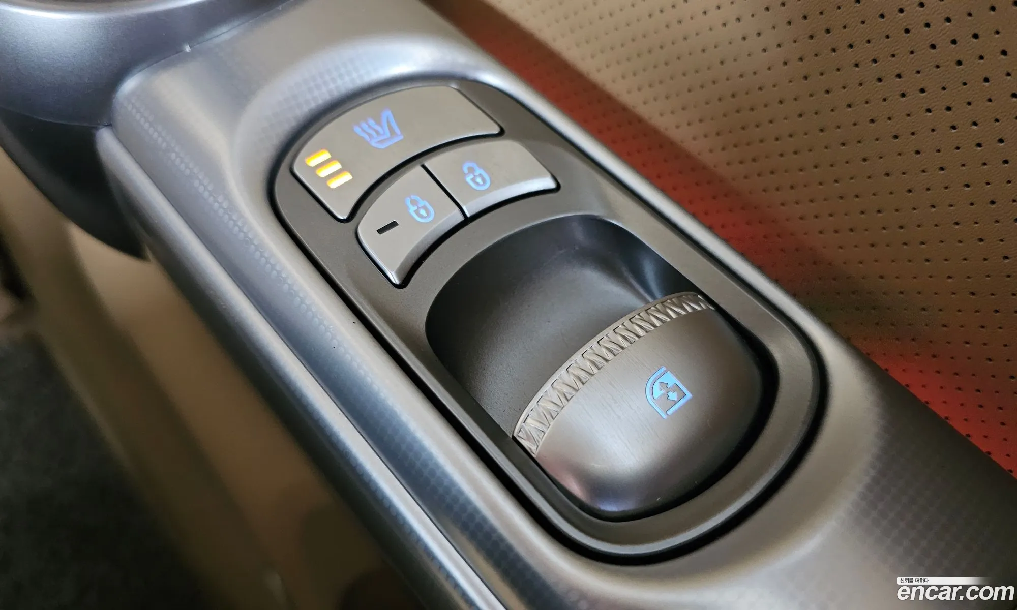 Genesis GV60 2022 — 32