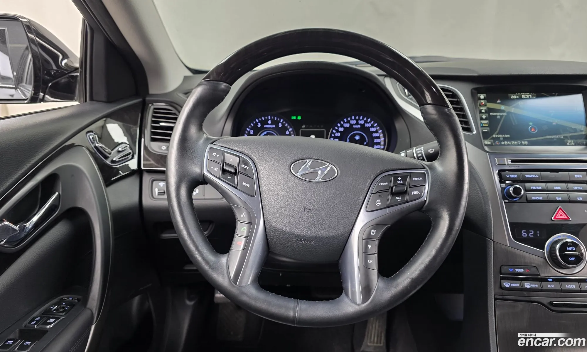 Hyundai Grandeur HG 2016 — 3
