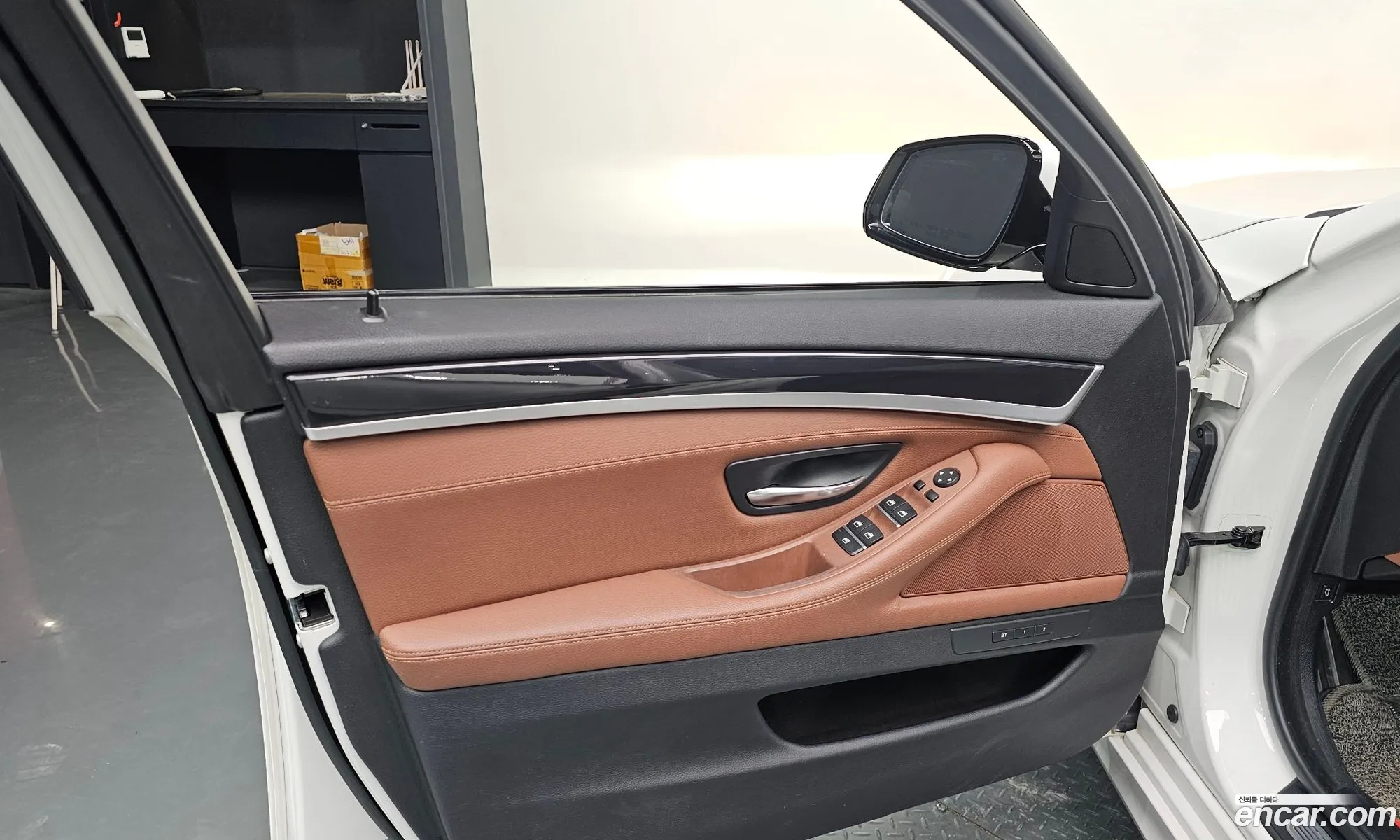 BMW 5 Series 2016 WBA5E7103GG567946 — 18