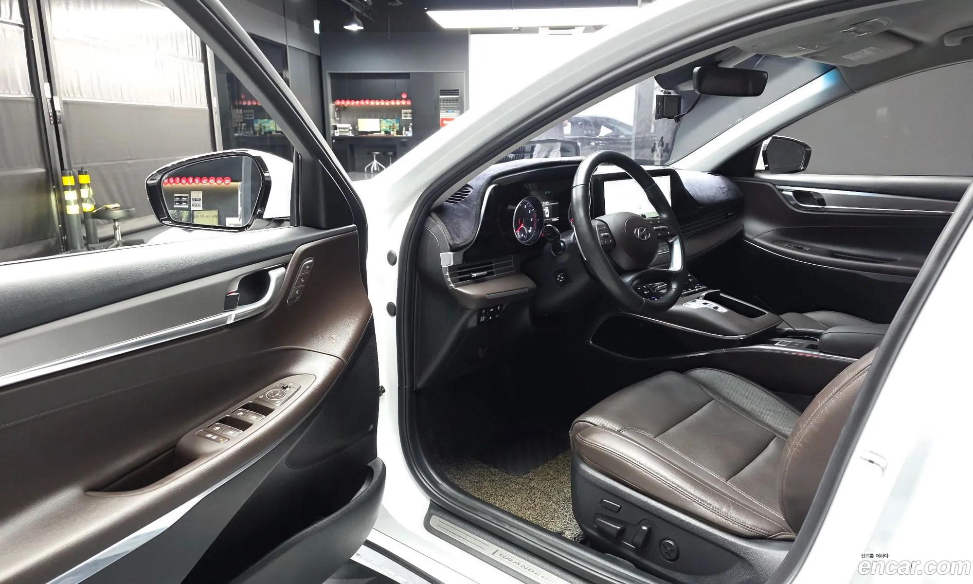Hyundai Grandeur IG 2020 — 14