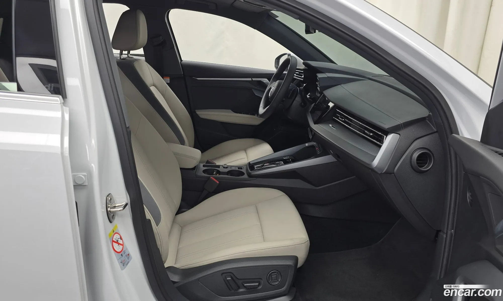 Audi A3 2025 WAUZZZGY4SA098599 — 2