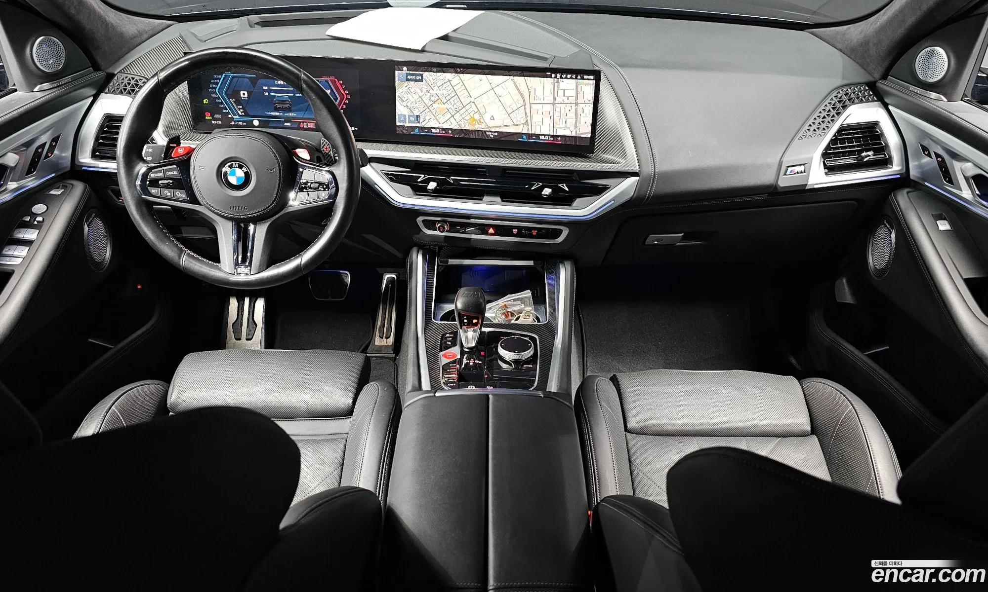 BMW XM 2023 — 17