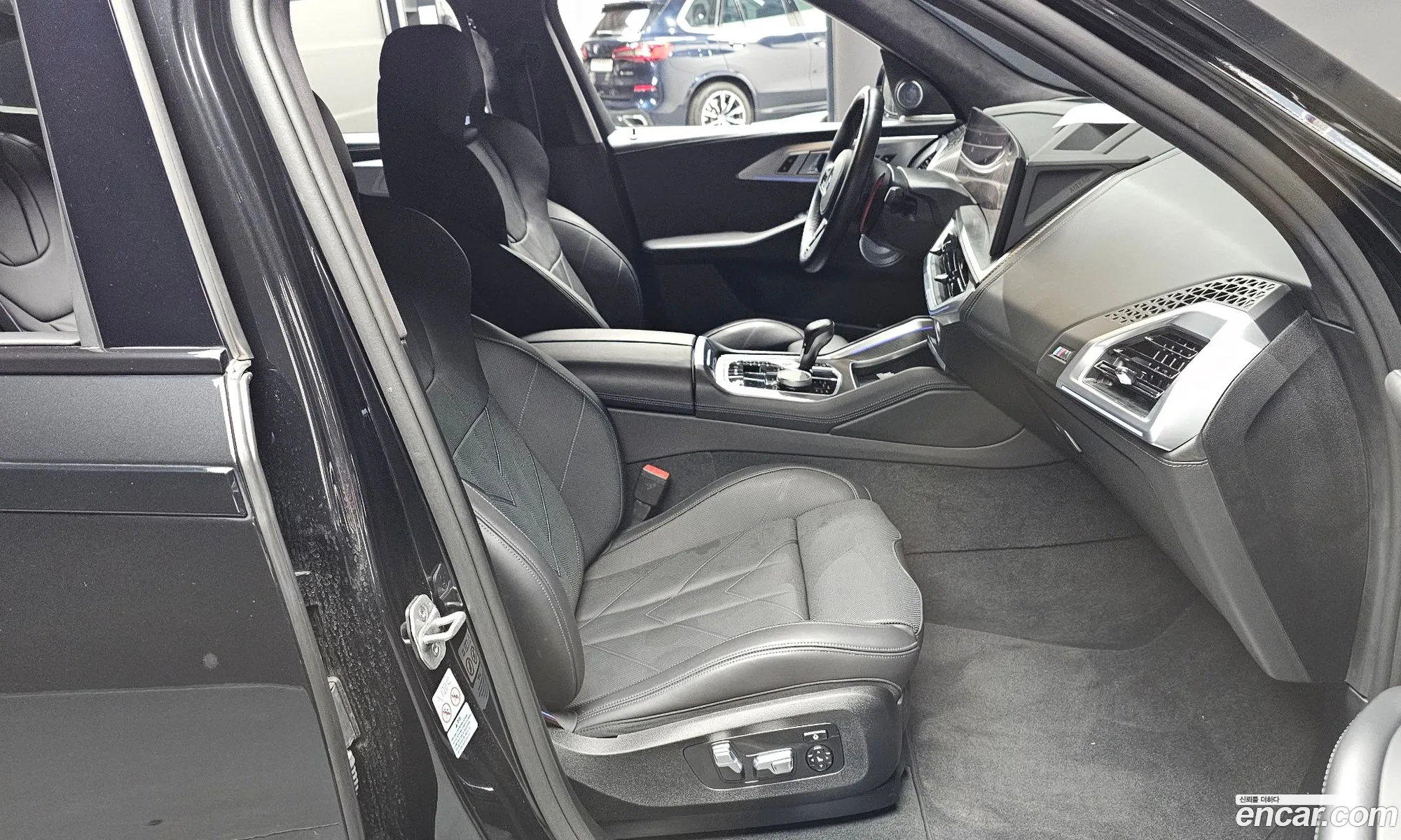BMW XM 2023 — 3