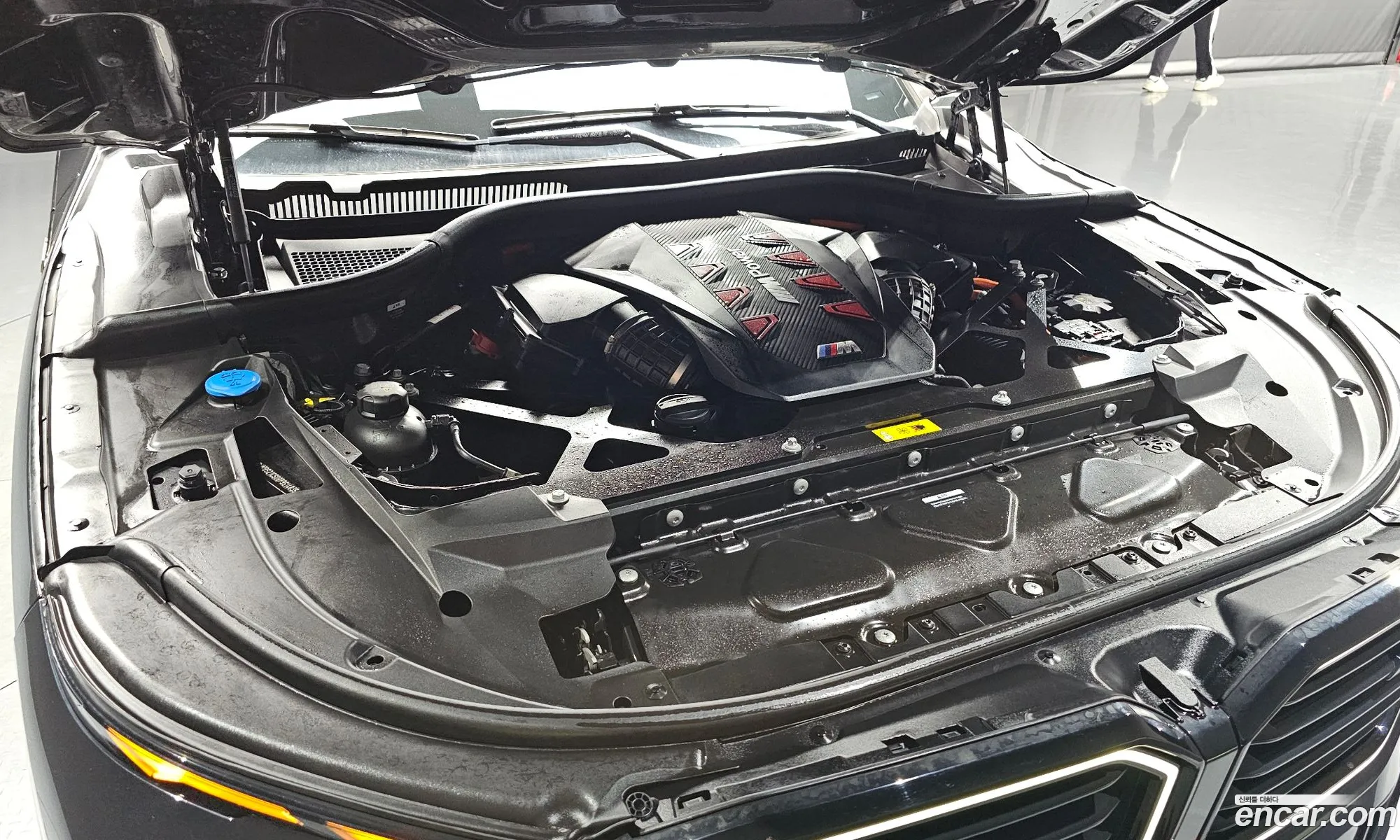 BMW XM 2023 — 12
