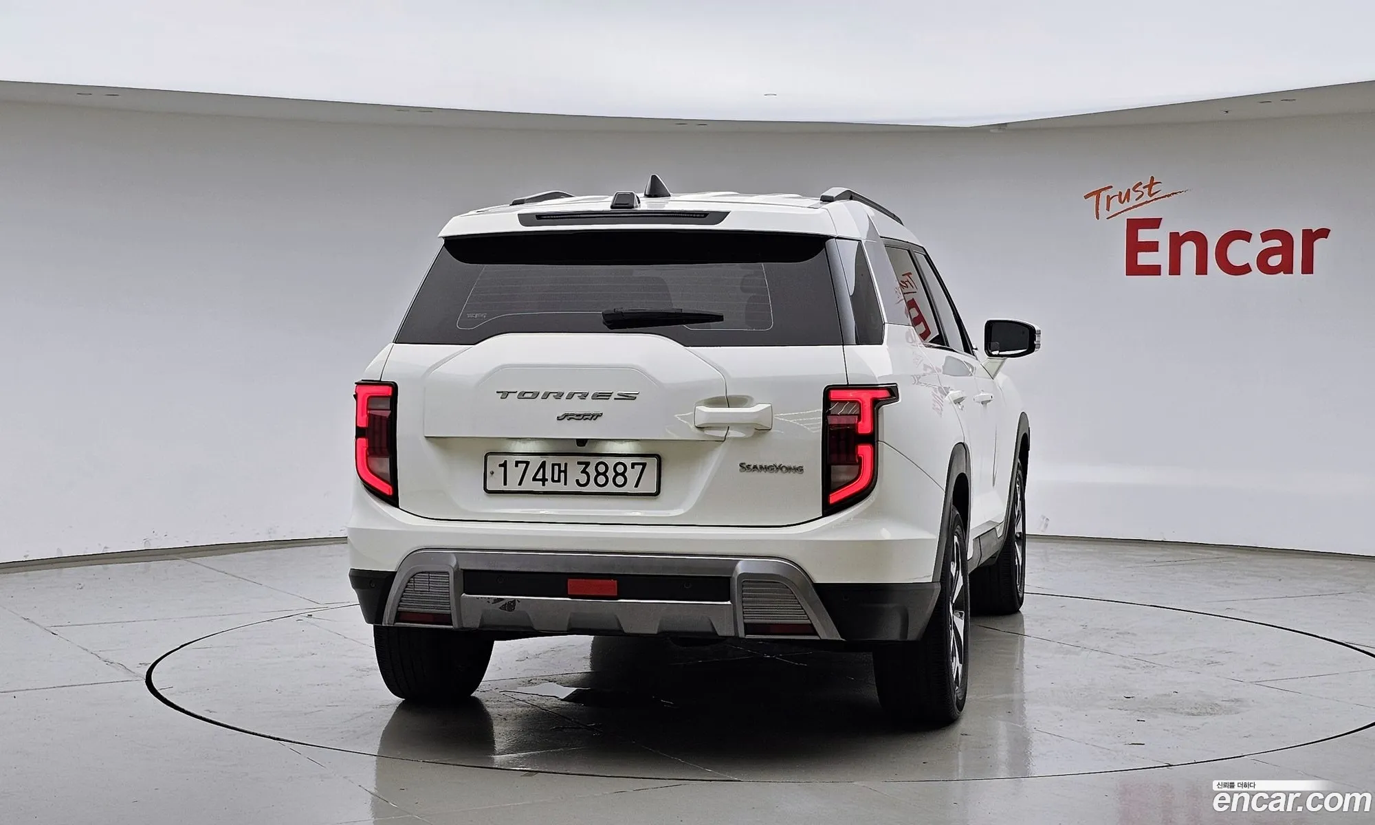 KG Mobility (SsangYong) Torres 2022 — 12