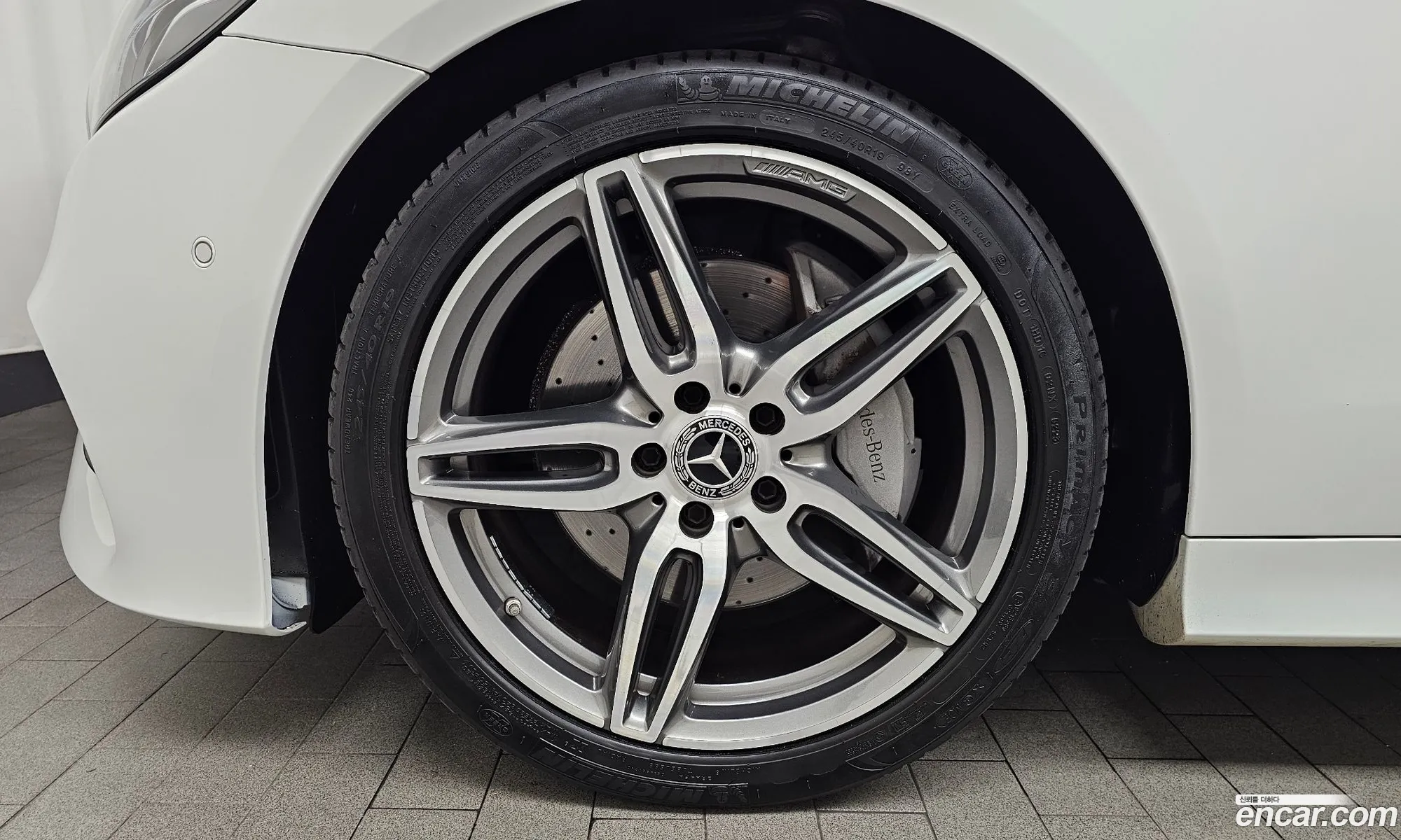 Mercedes-Benz E-Class W213 2020 — 12