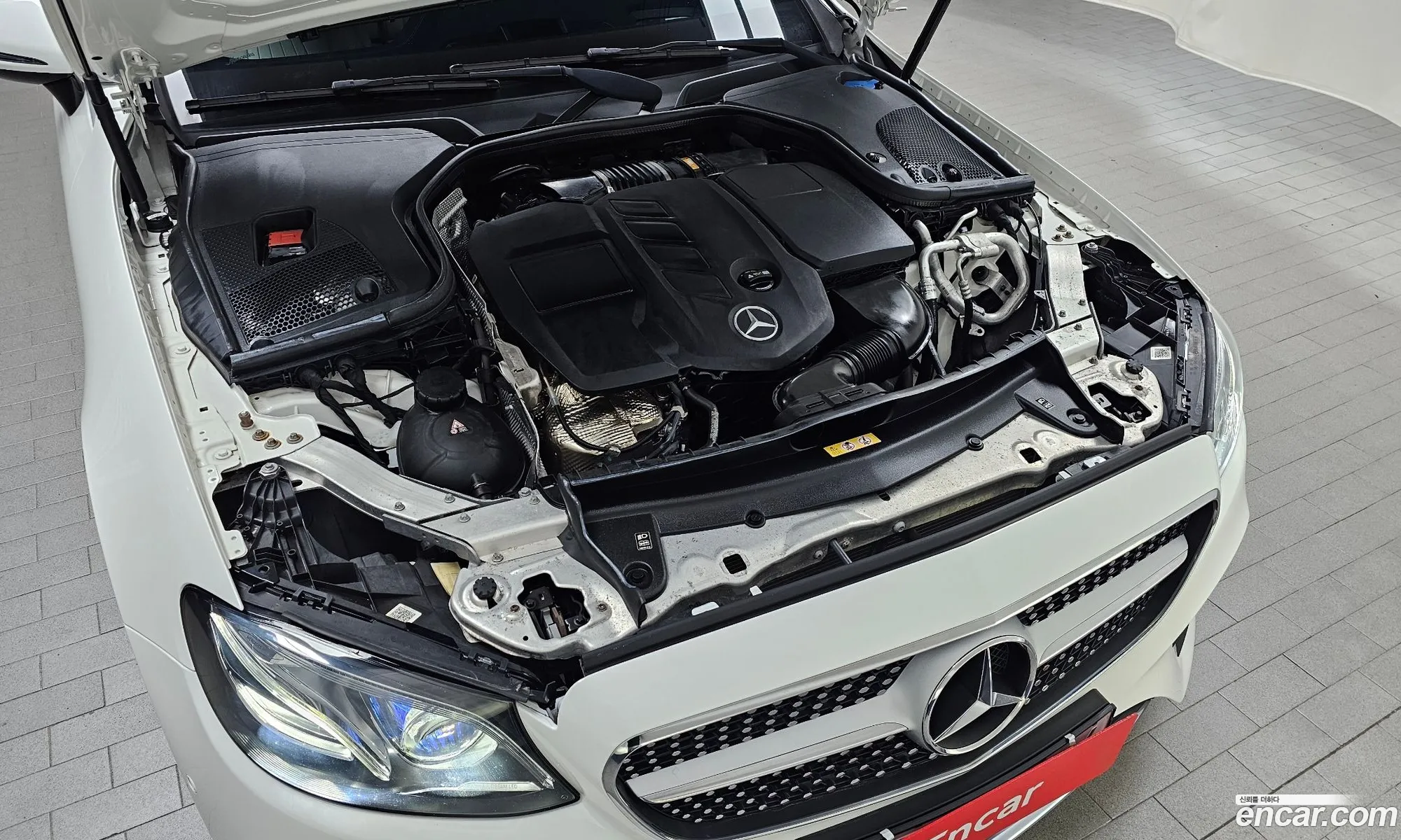 Mercedes-Benz E-Class W213 2020 — 29