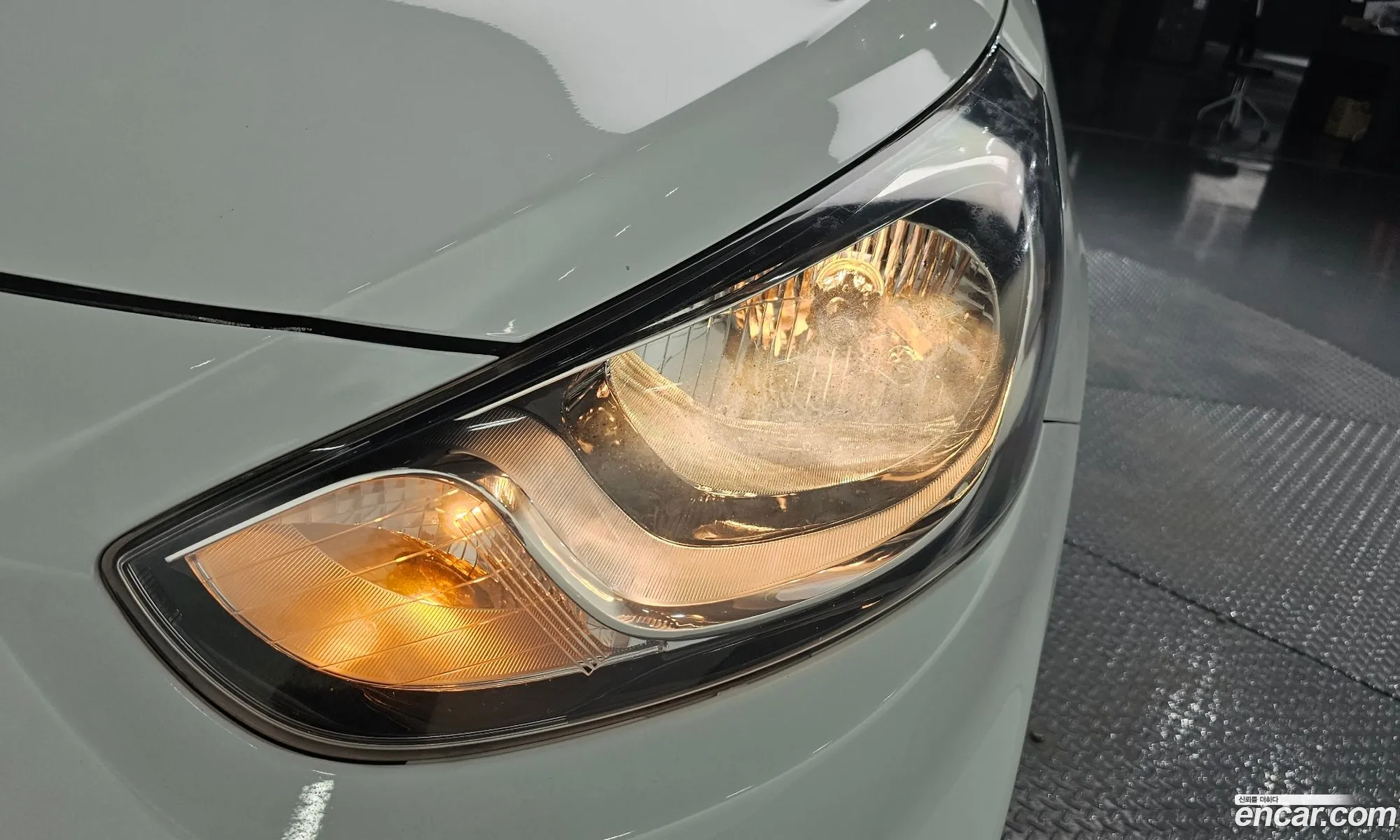 Hyundai Accent 2013 — 19