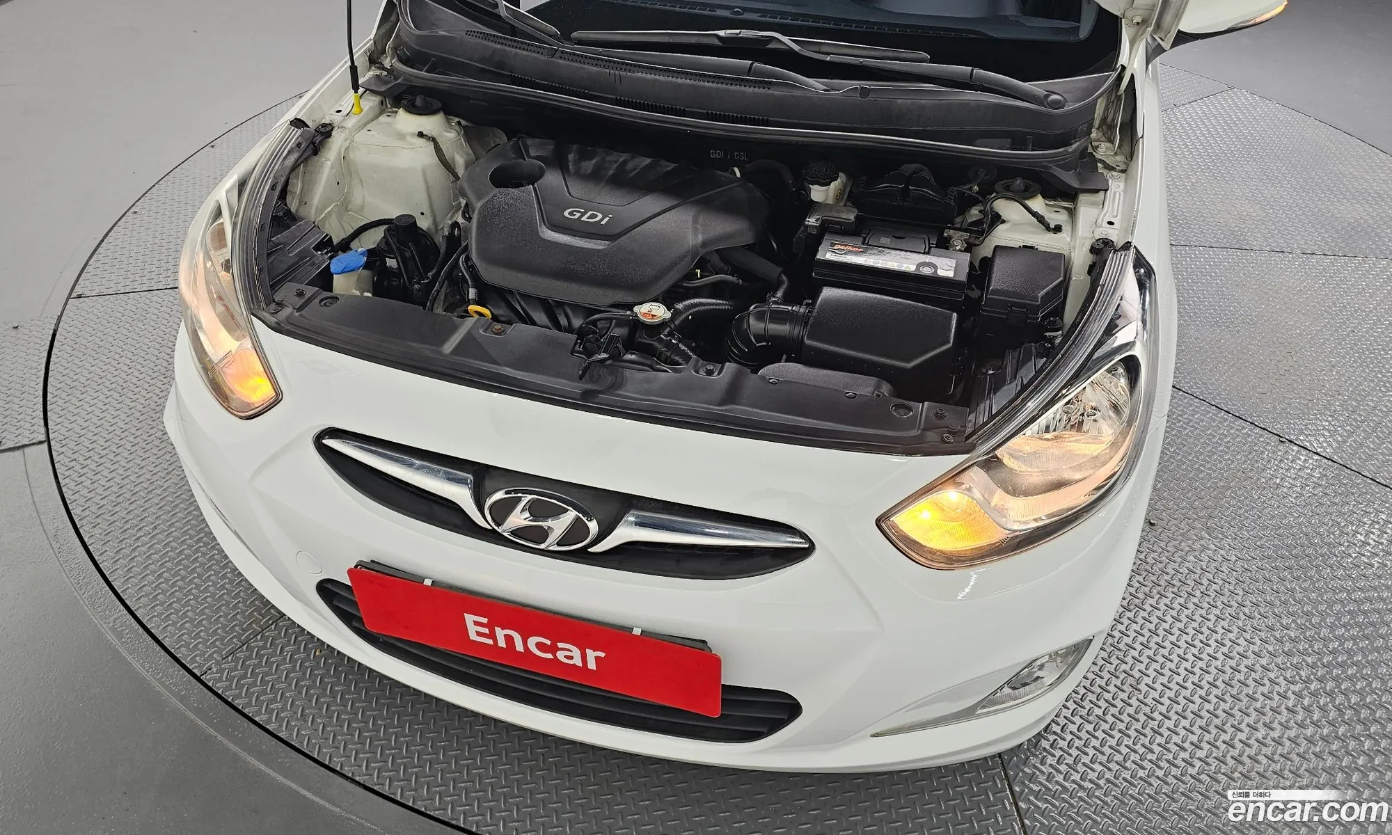 Hyundai Accent 2013 — 21