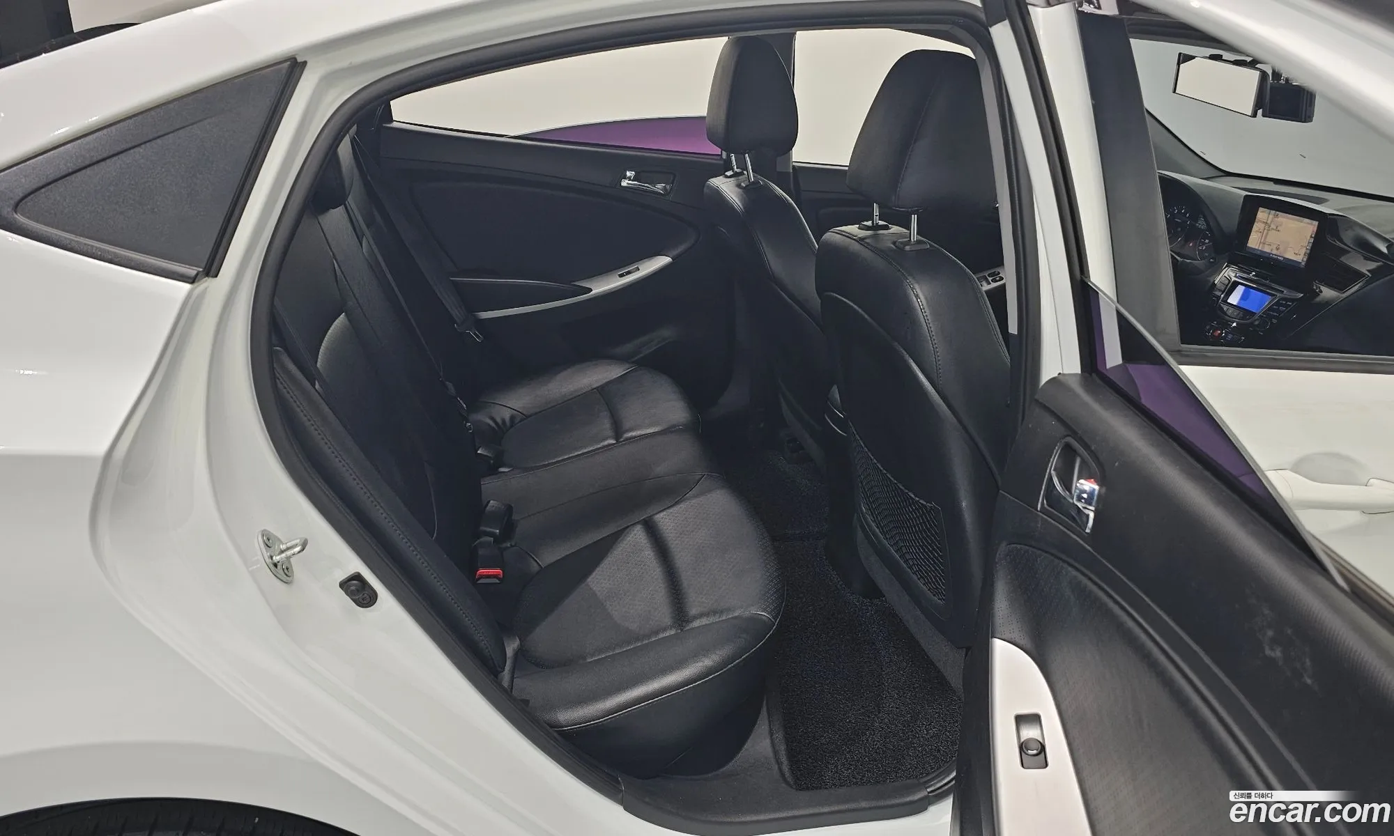 Hyundai Accent 2013 — 29