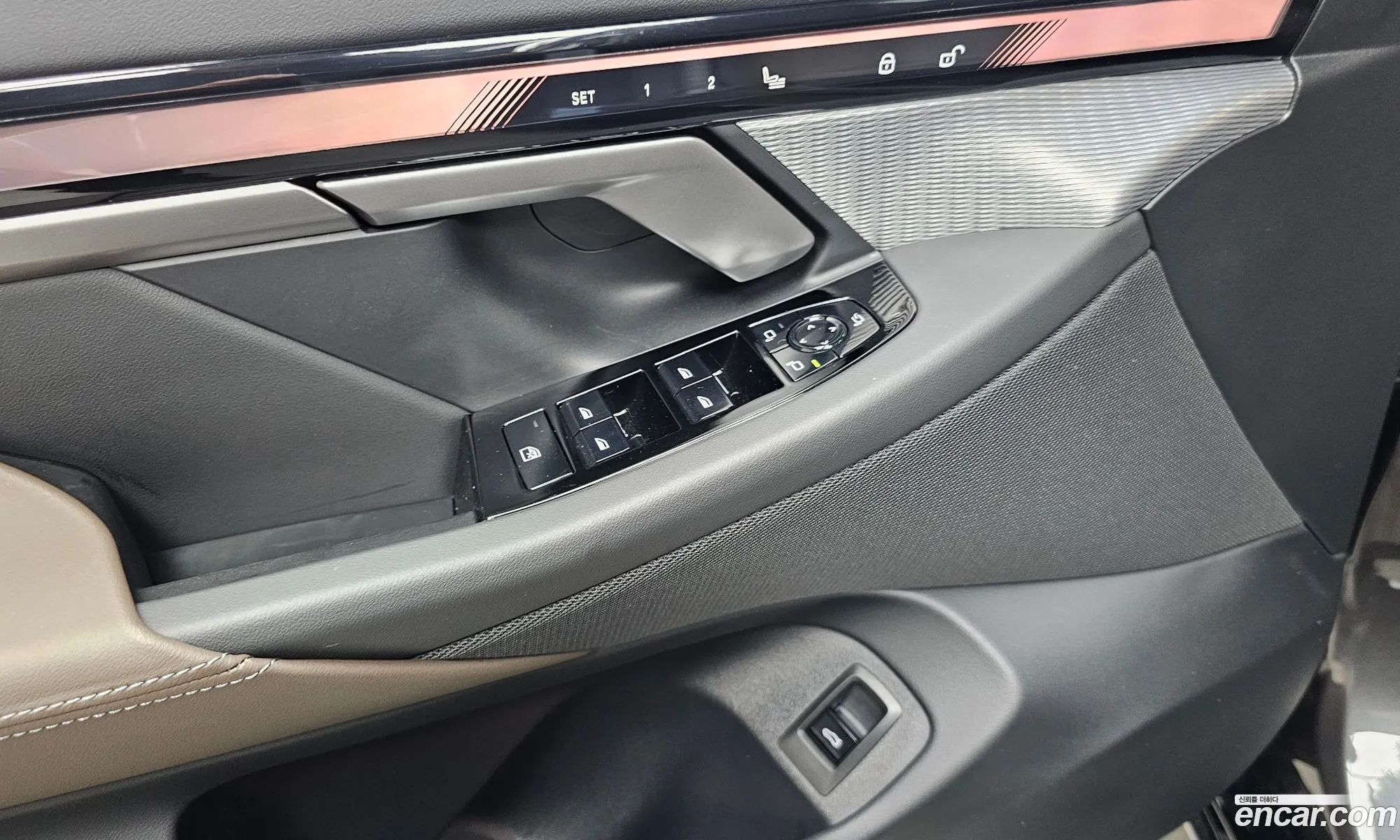 BMW 5 Series 2025 — 24