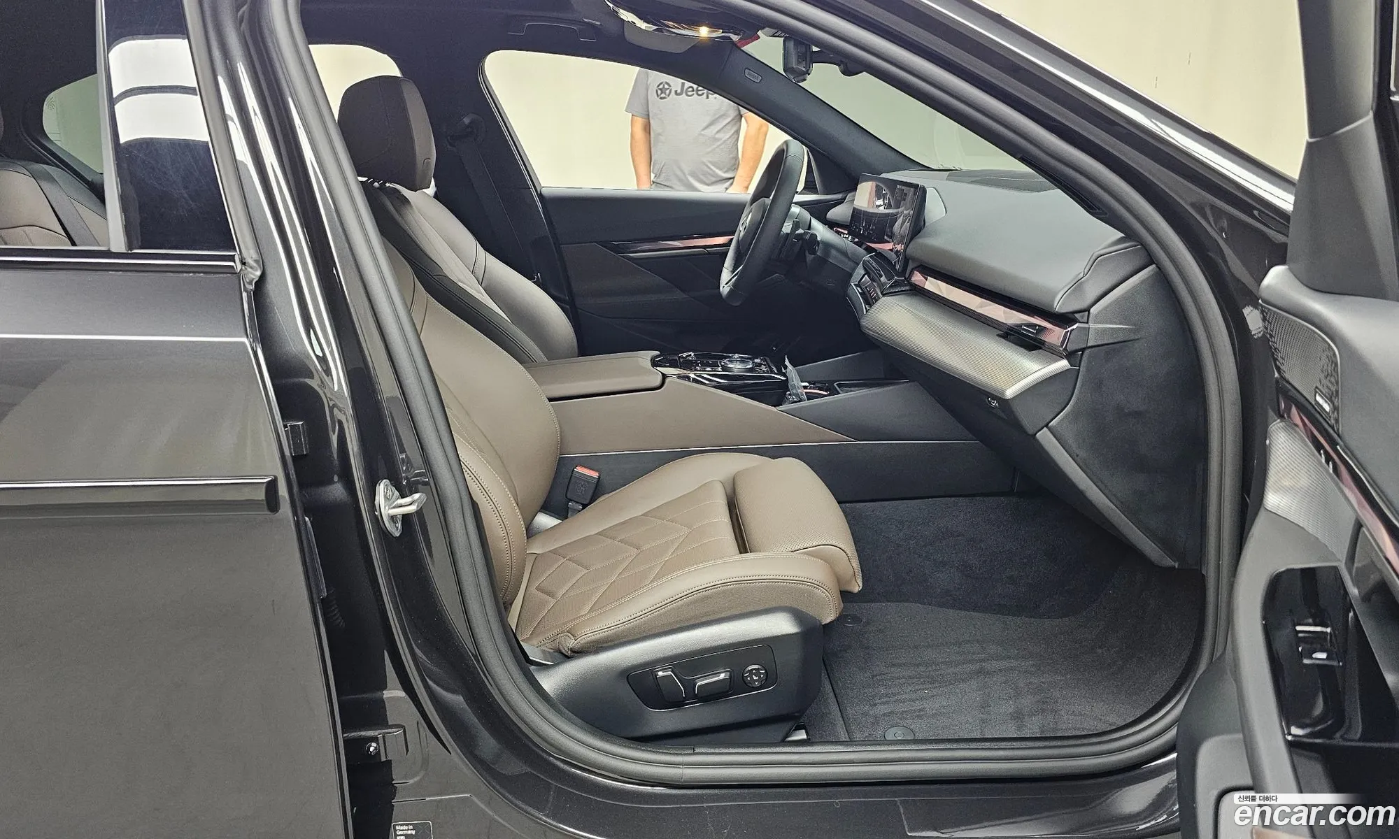 BMW 5 Series 2025 — 5