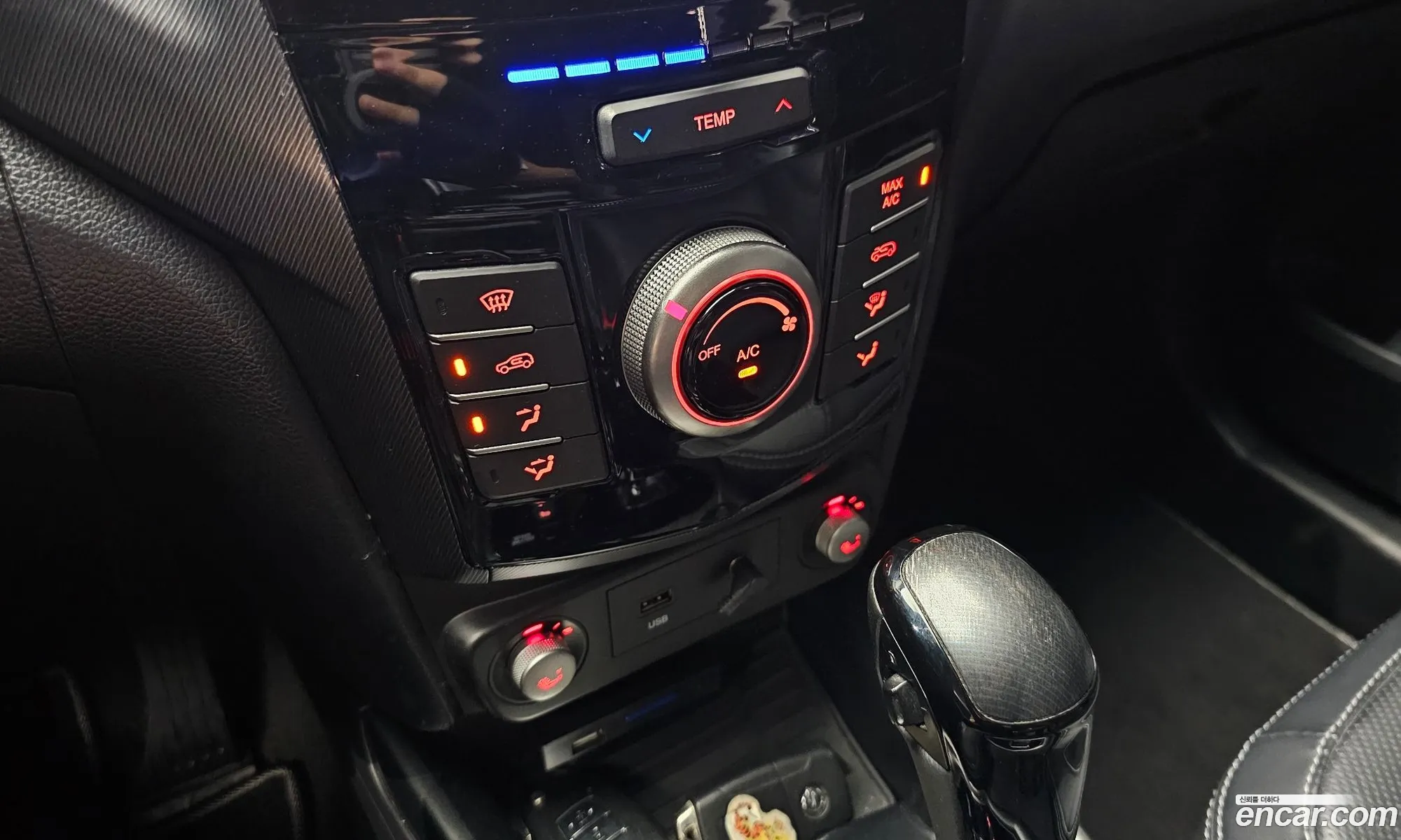 KG Mobility (SsangYong) Tivoli 2017 — 12