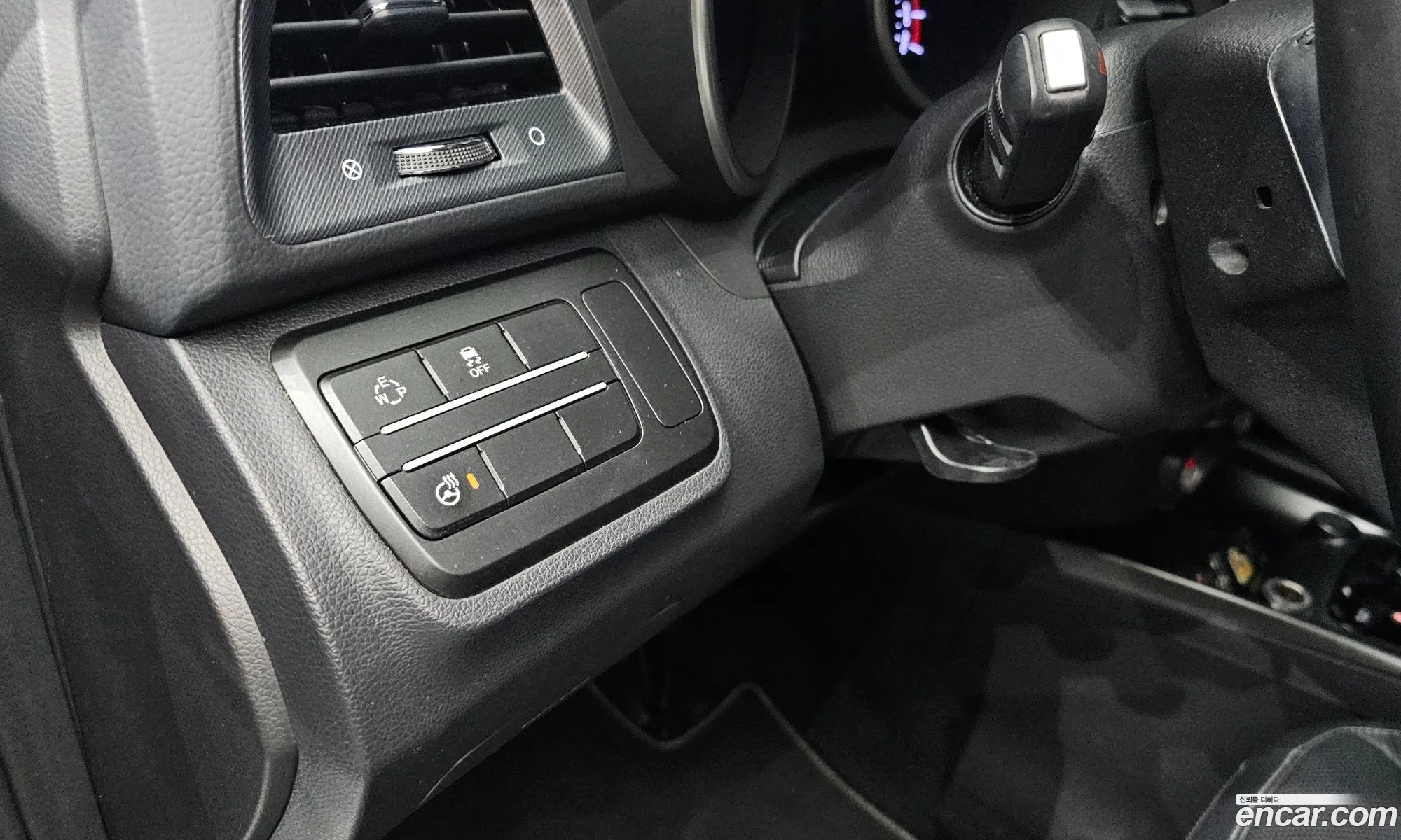 KG Mobility (SsangYong) Tivoli 2017 — 10