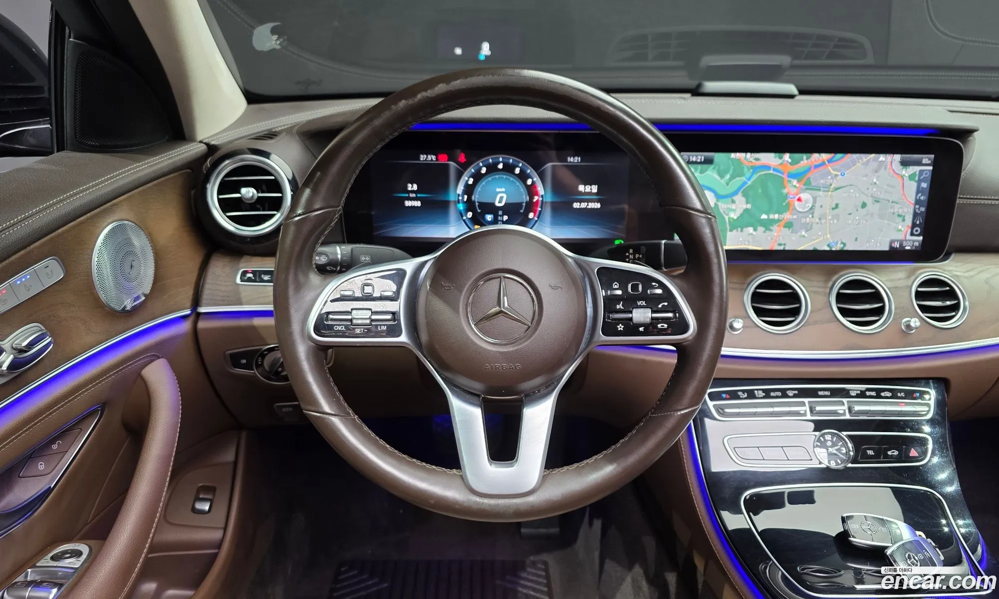 Mercedes-Benz E-Class W213 2018 — 17