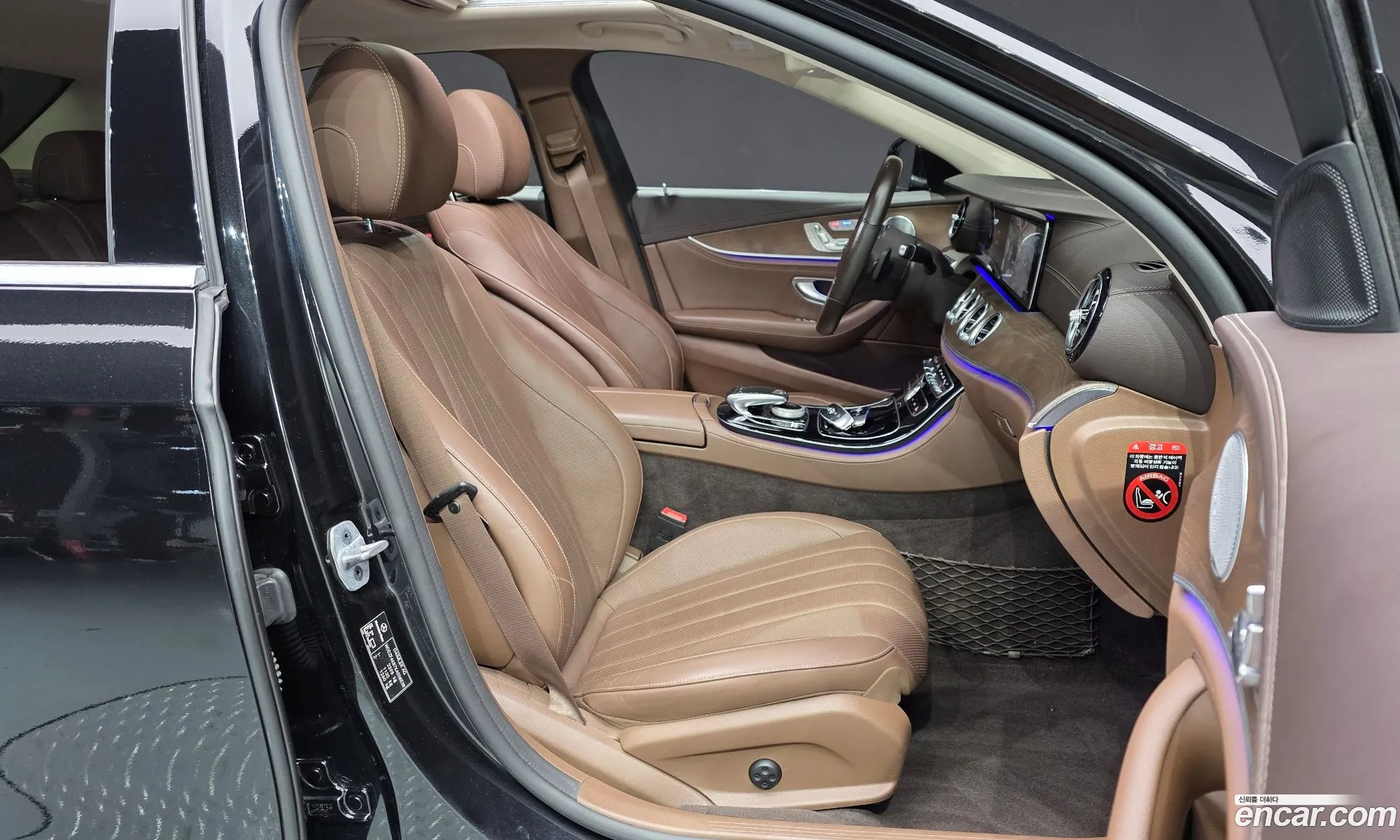 Mercedes-Benz E-Class W213 2018 — 14