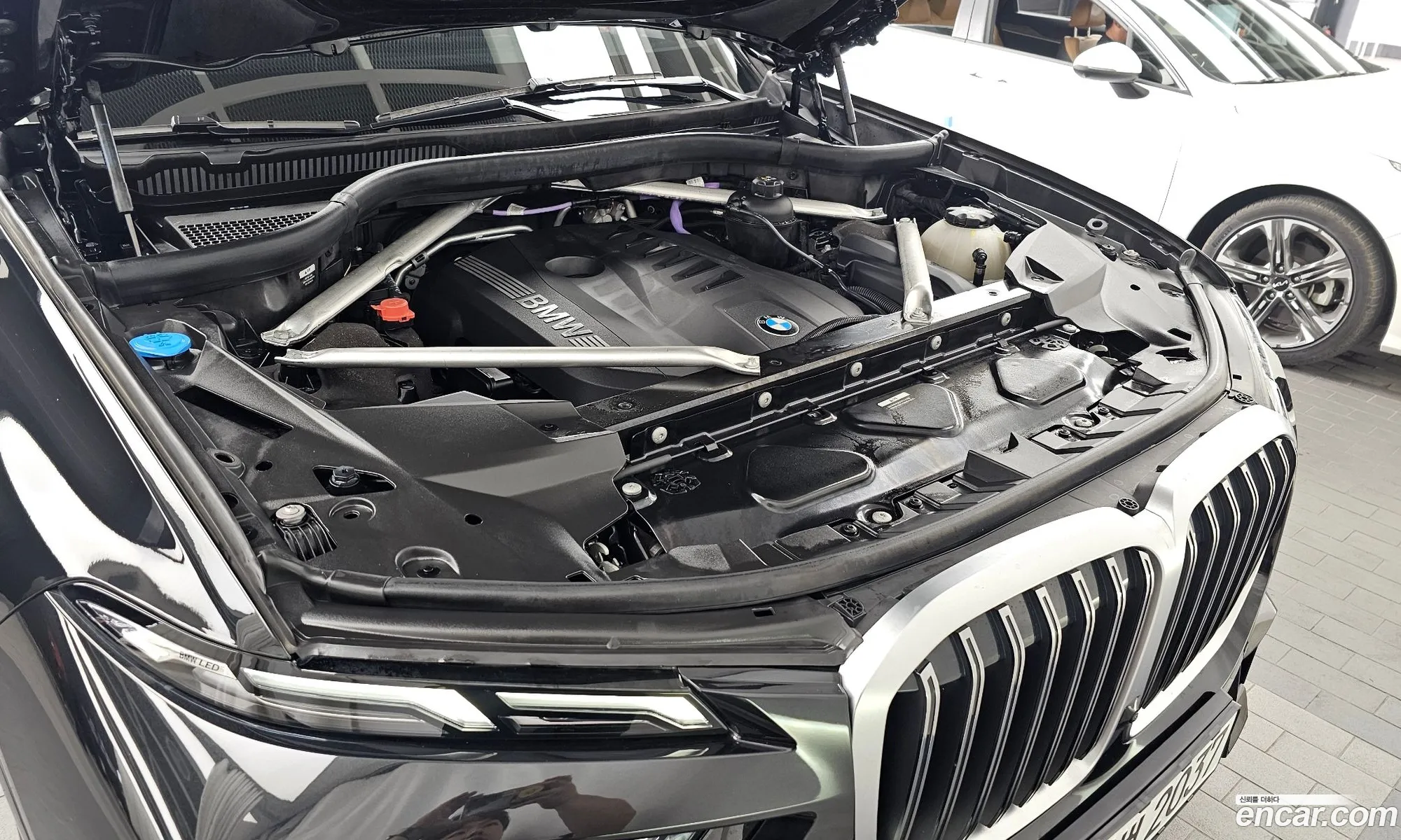 BMW X7 2023 — 23