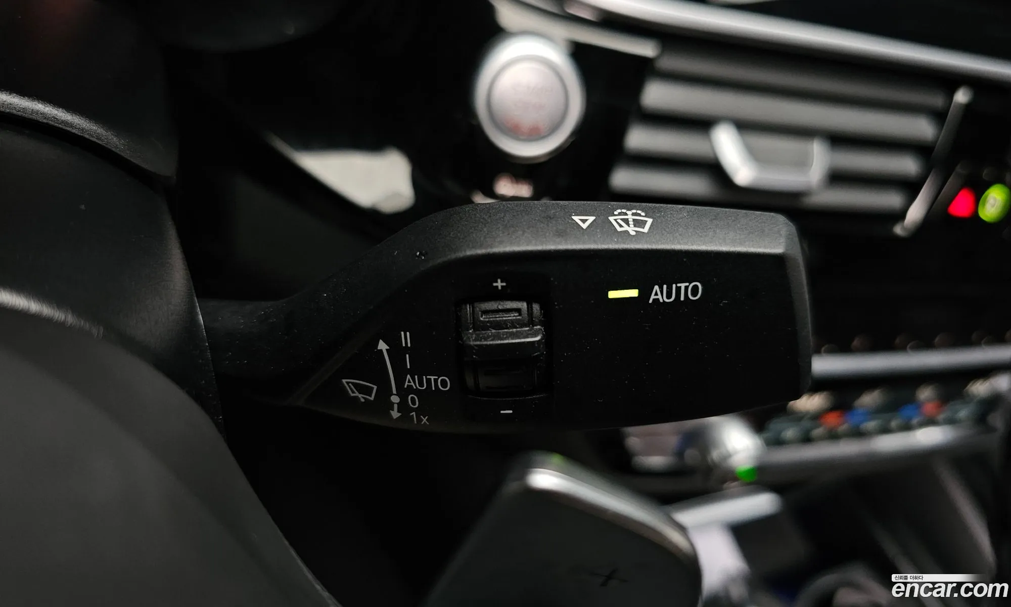 BMW 6 Series GT 2023 — 28