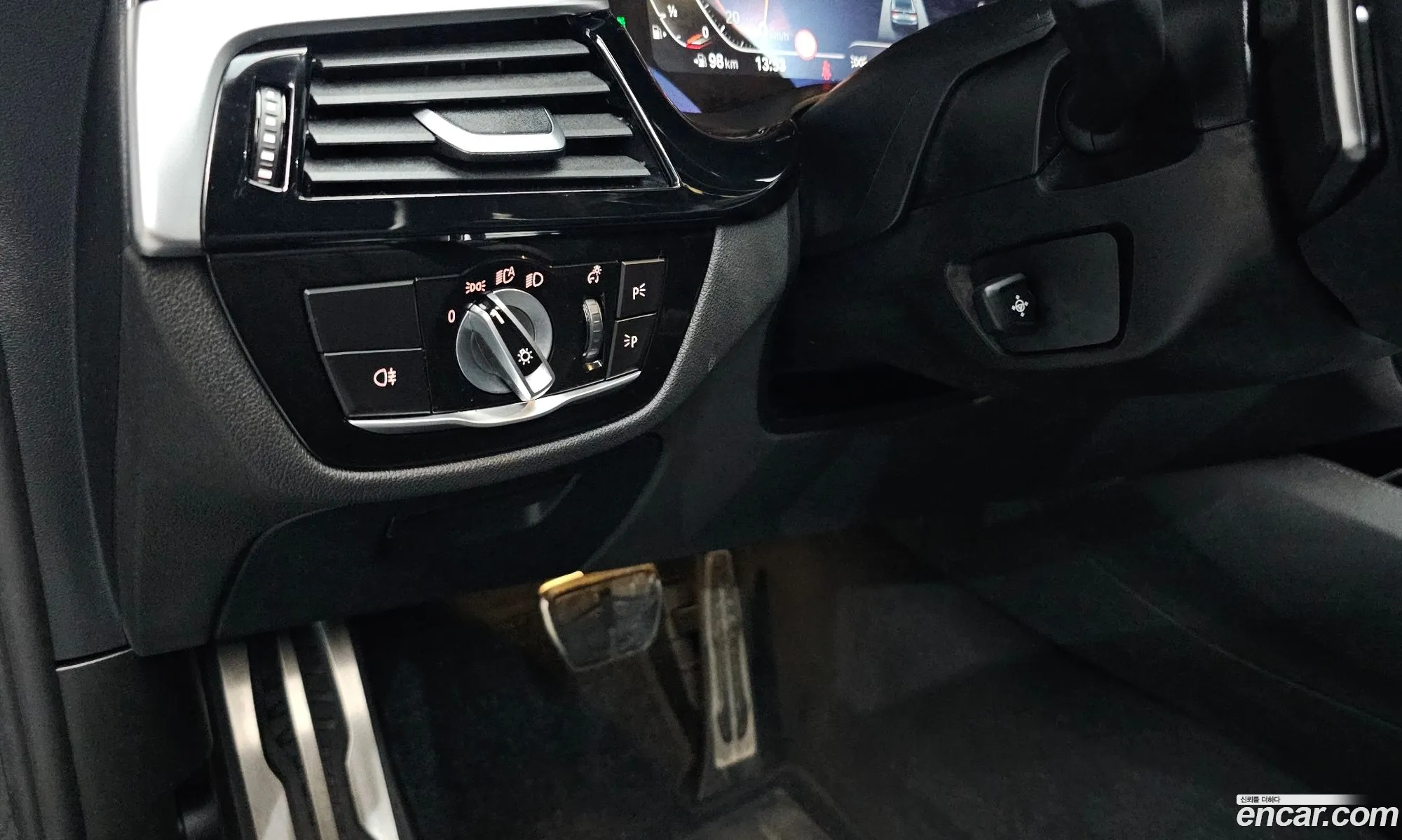 BMW 6 Series GT 2023 — 8
