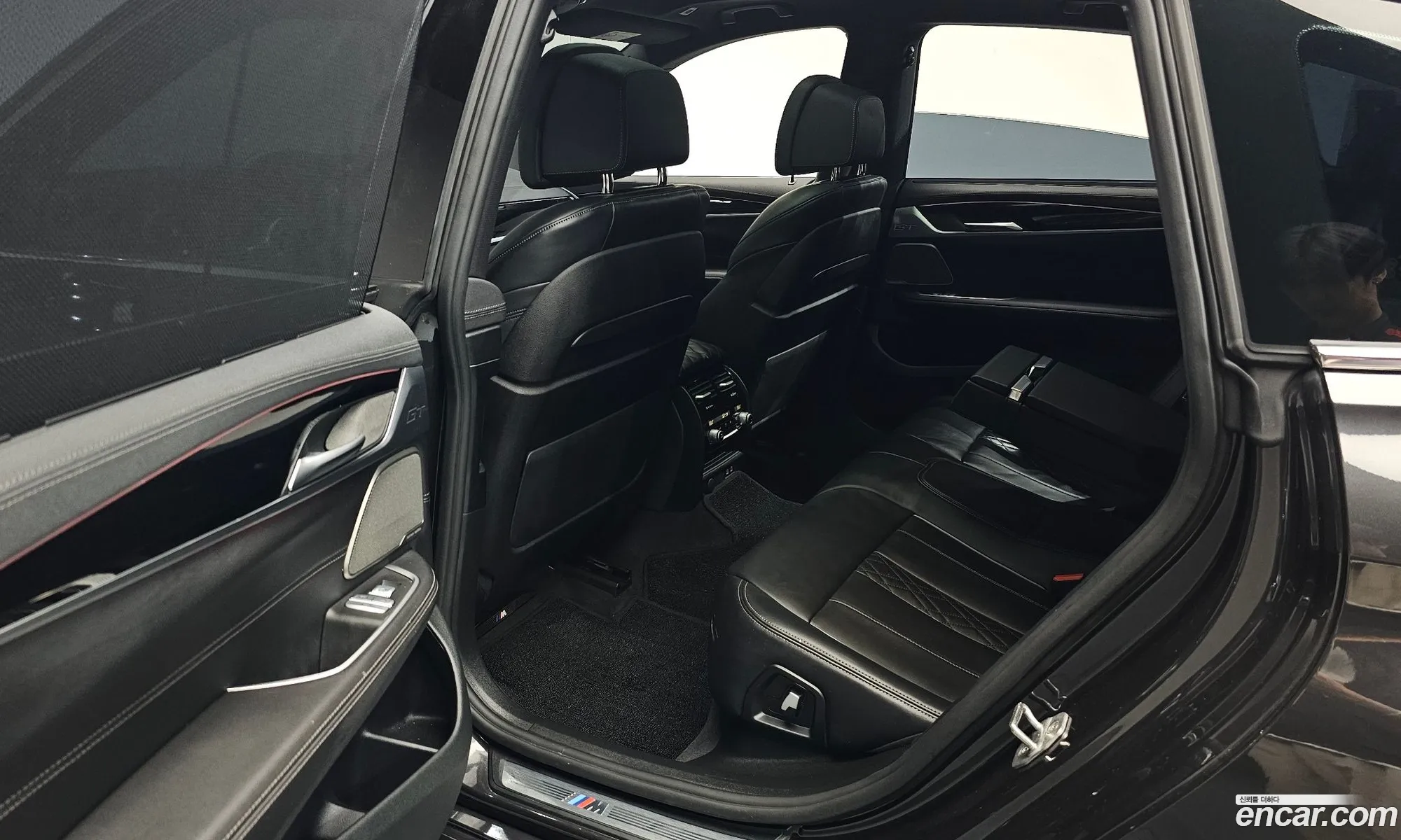 BMW 6 Series GT 2023 — 24