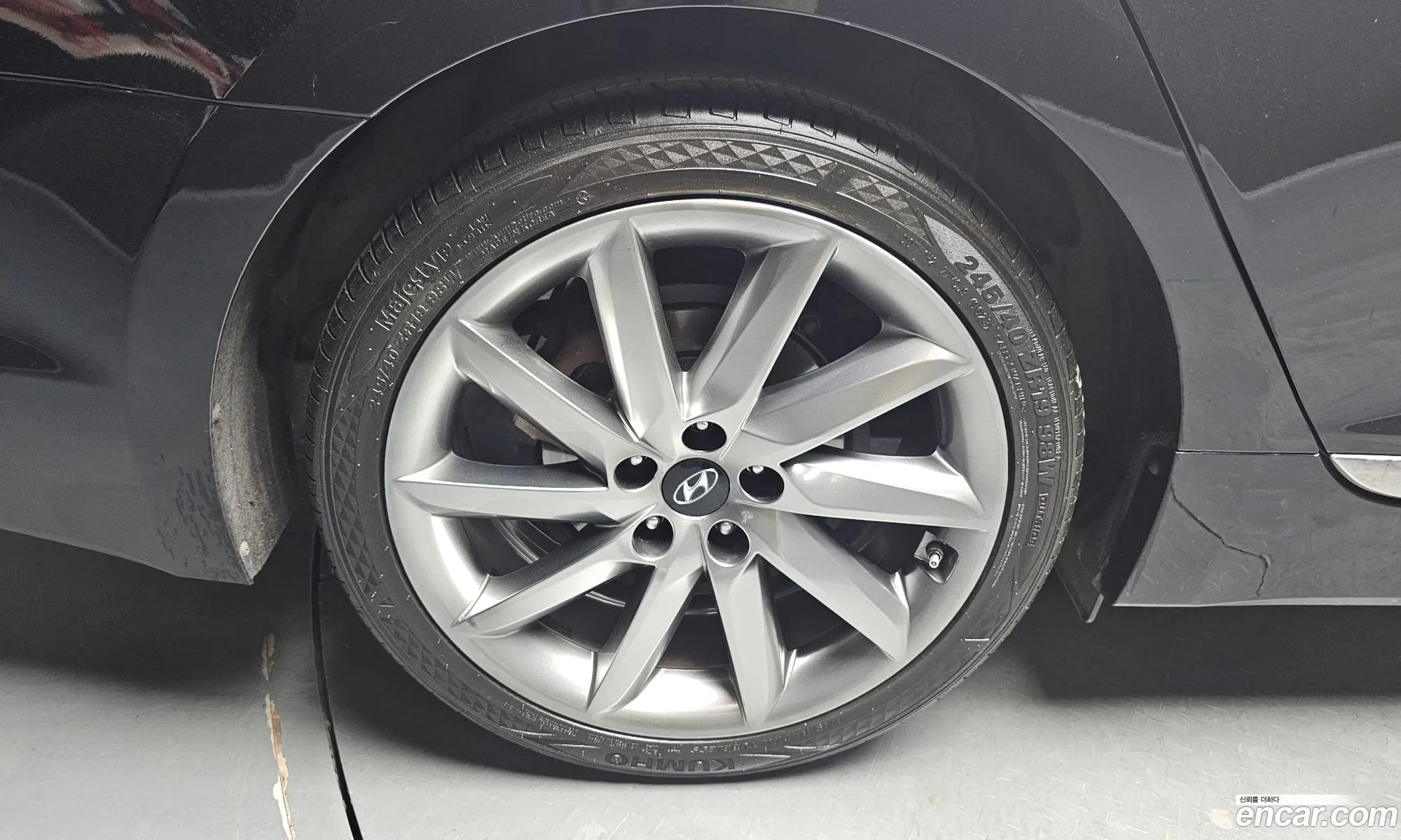 Hyundai Aslan 2015 — 9