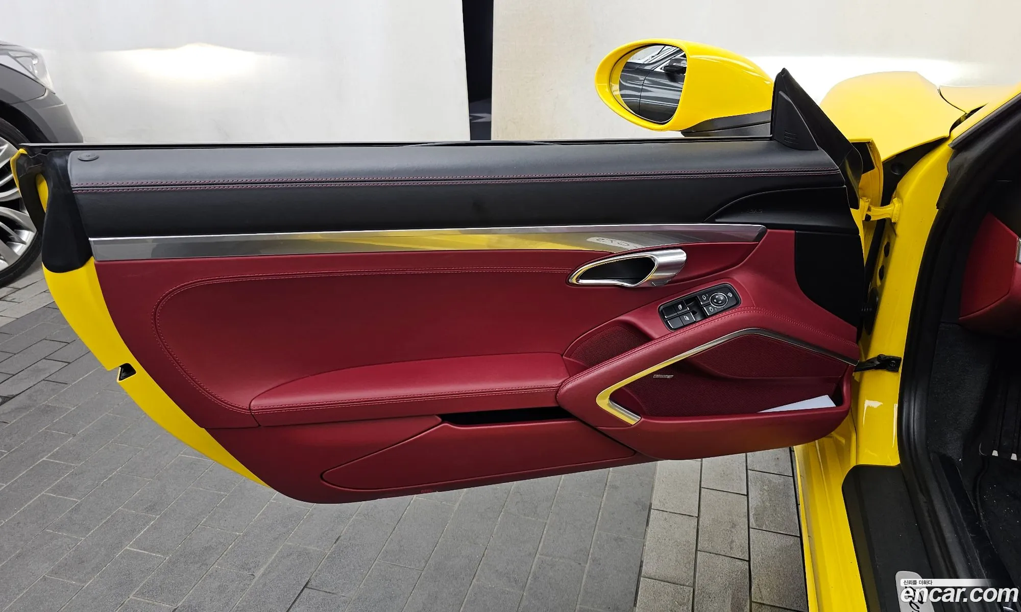 Porsche 718 Boxster 2019 WP0CB2987LS225262 — 14