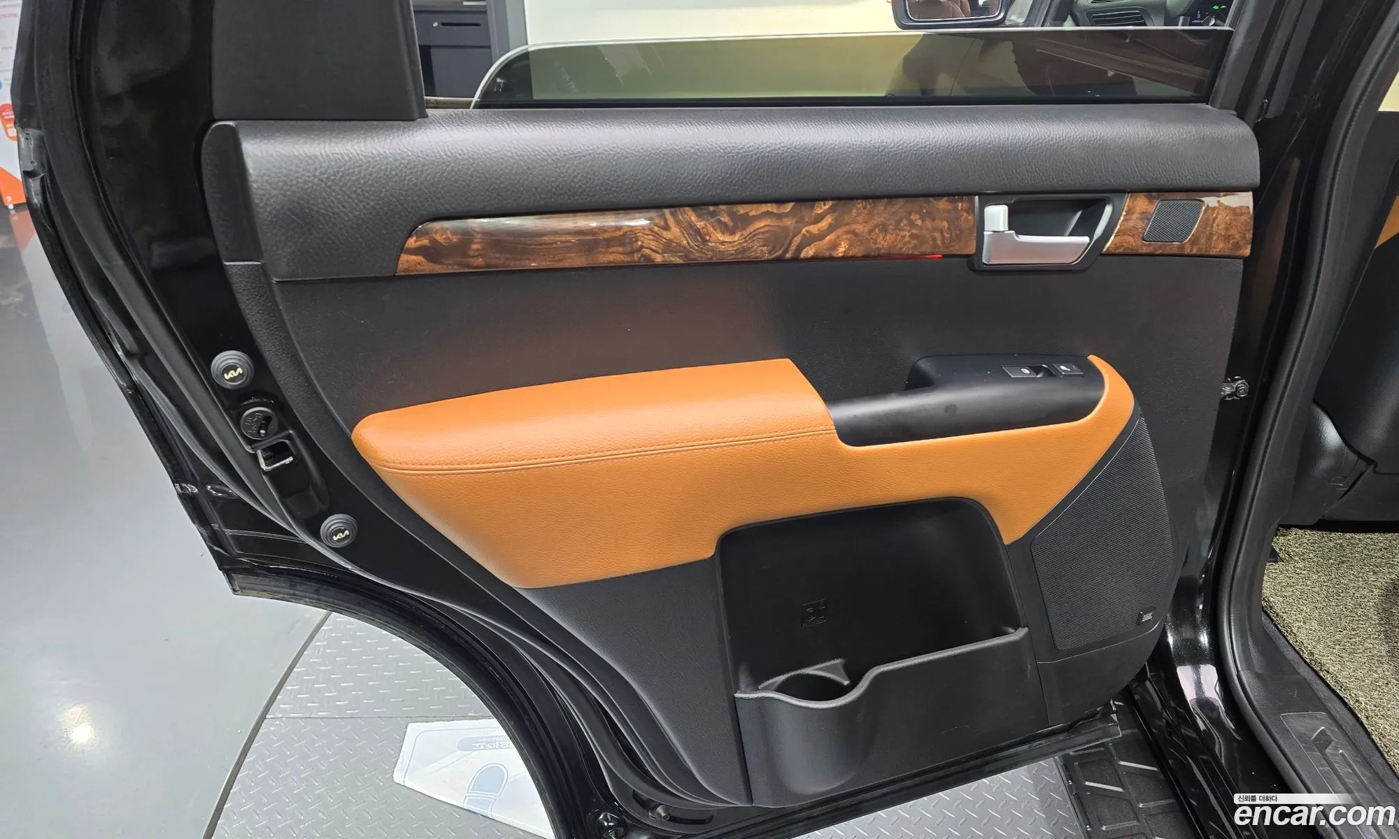 Kia Mohave 2017 — 29