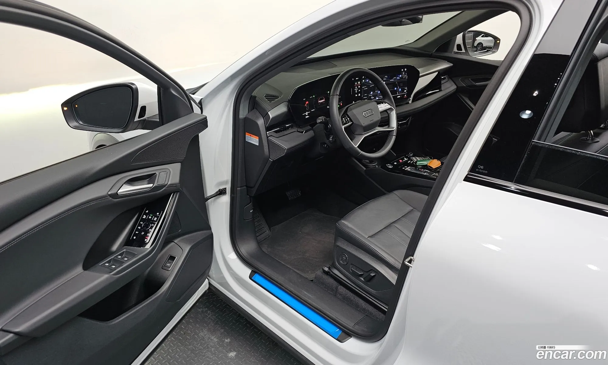 Audi Q6 e-tron 2025 — 28