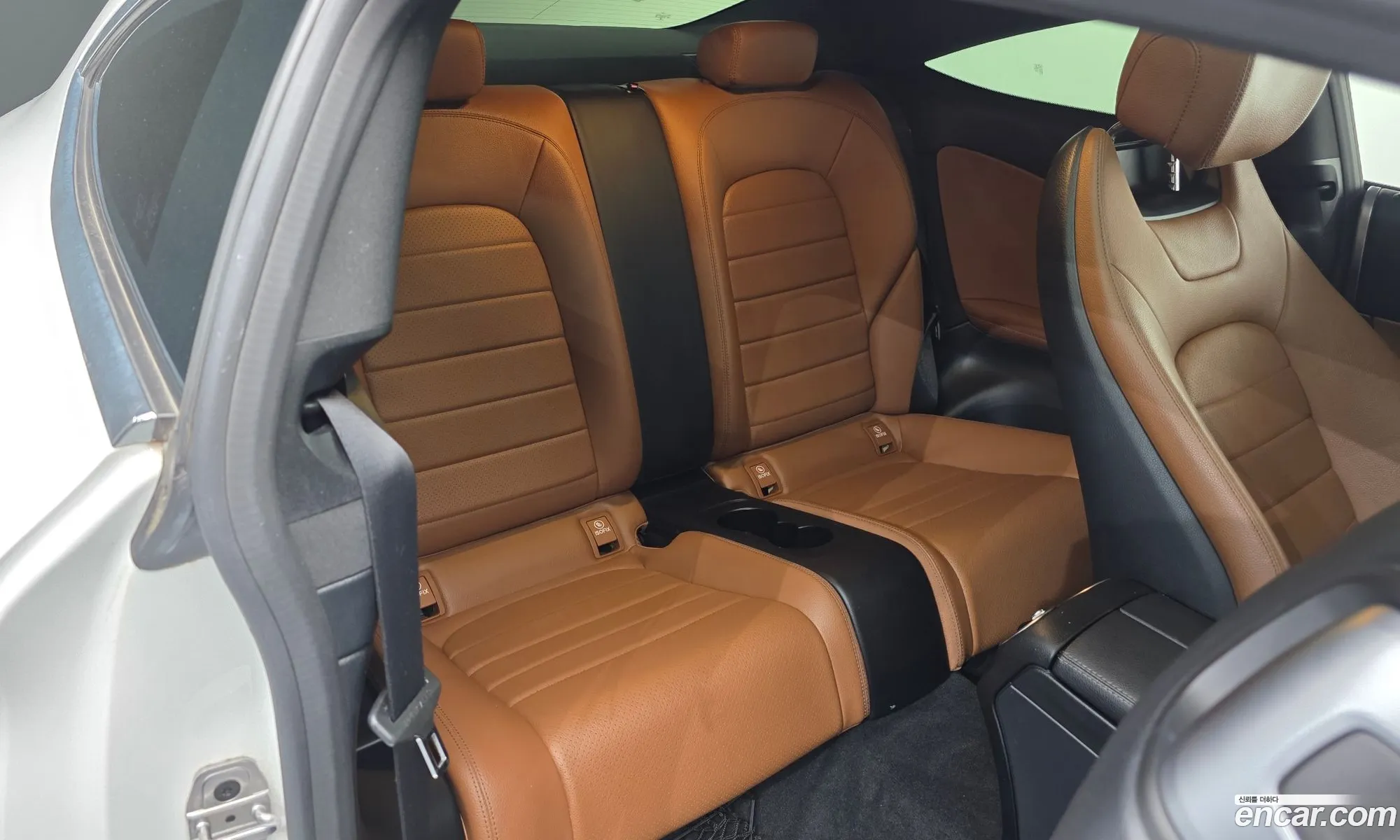 Mercedes-Benz C-Class W205 2019 — 19