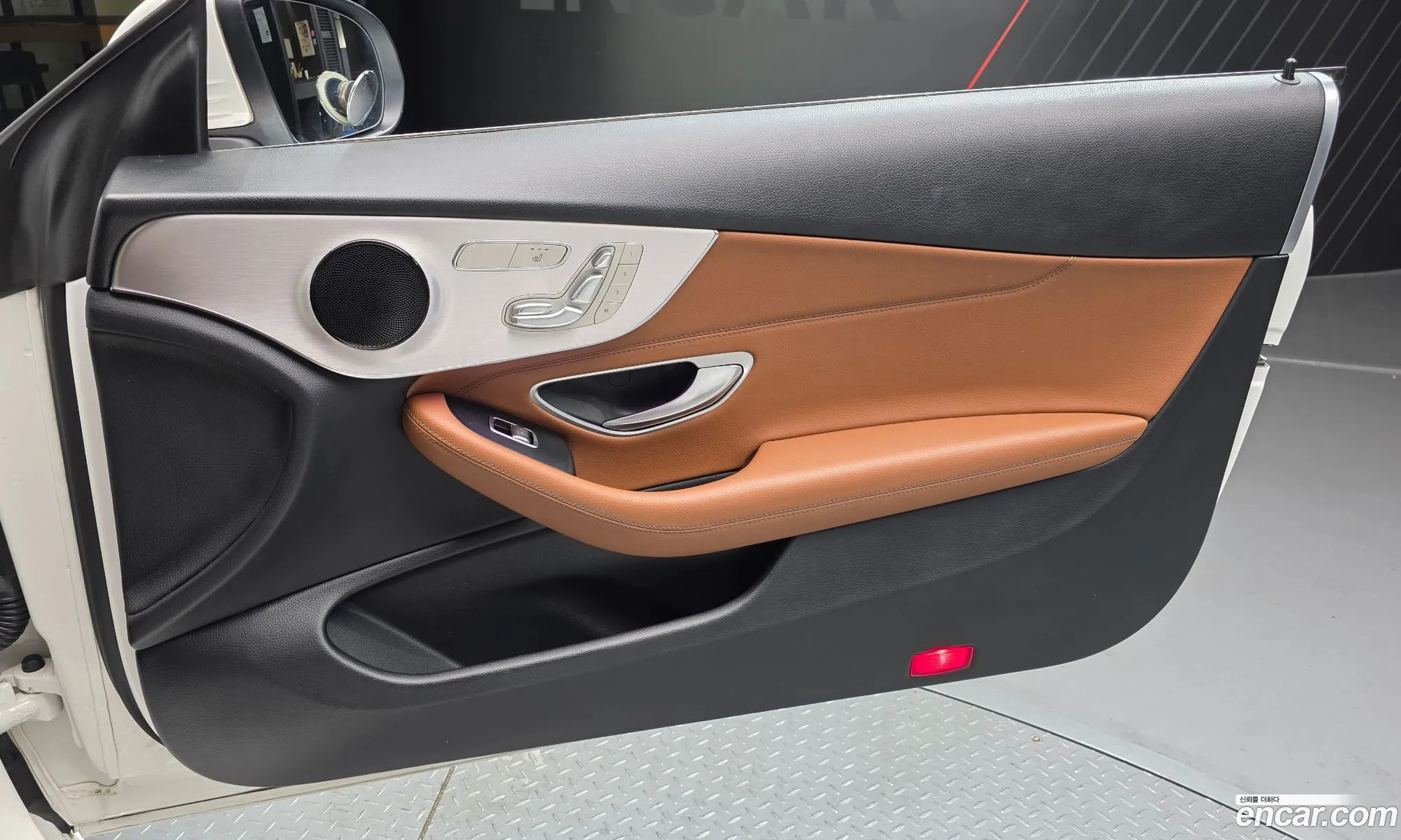 Mercedes-Benz C-Class W205 2019 — 24