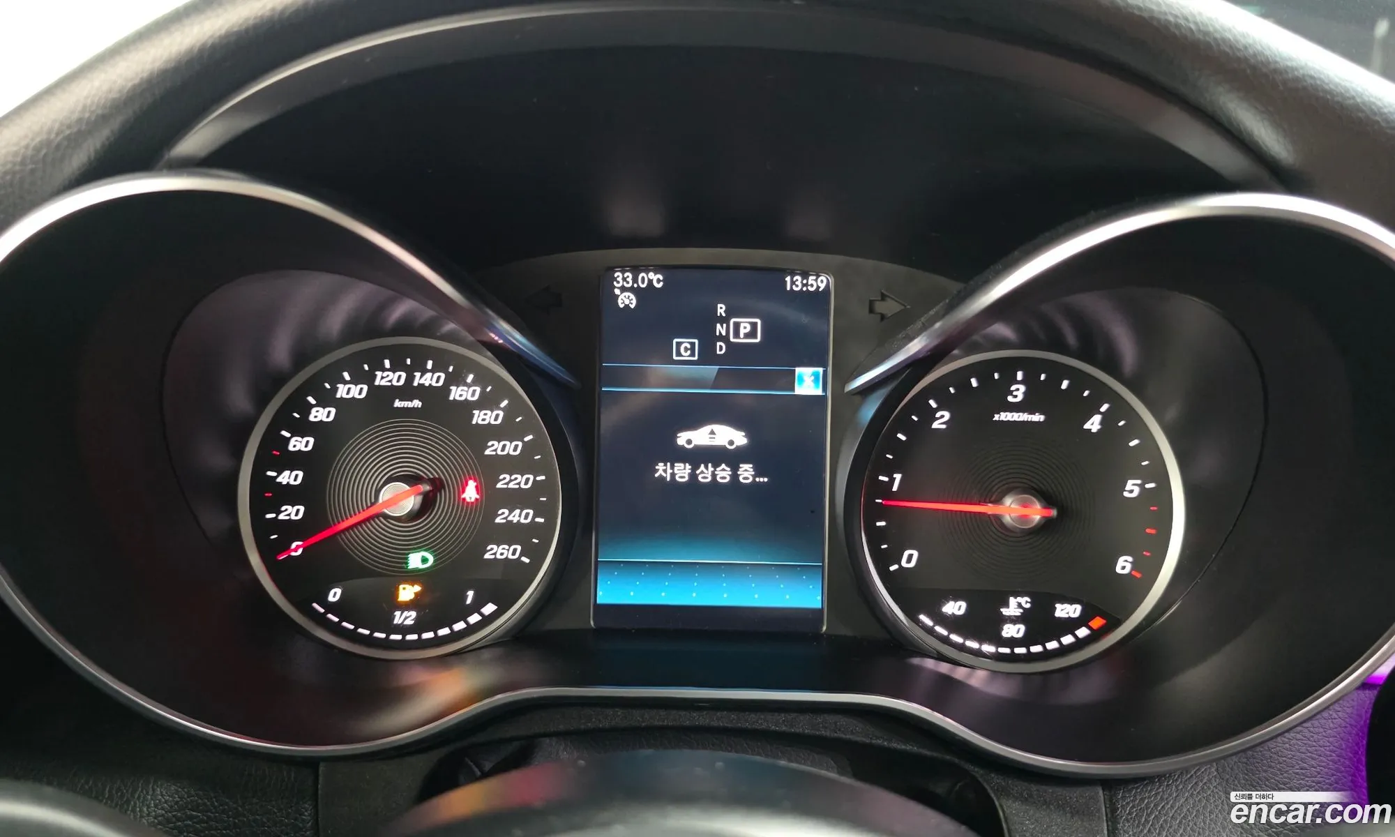 Mercedes-Benz C-Class W205 2019 — 33