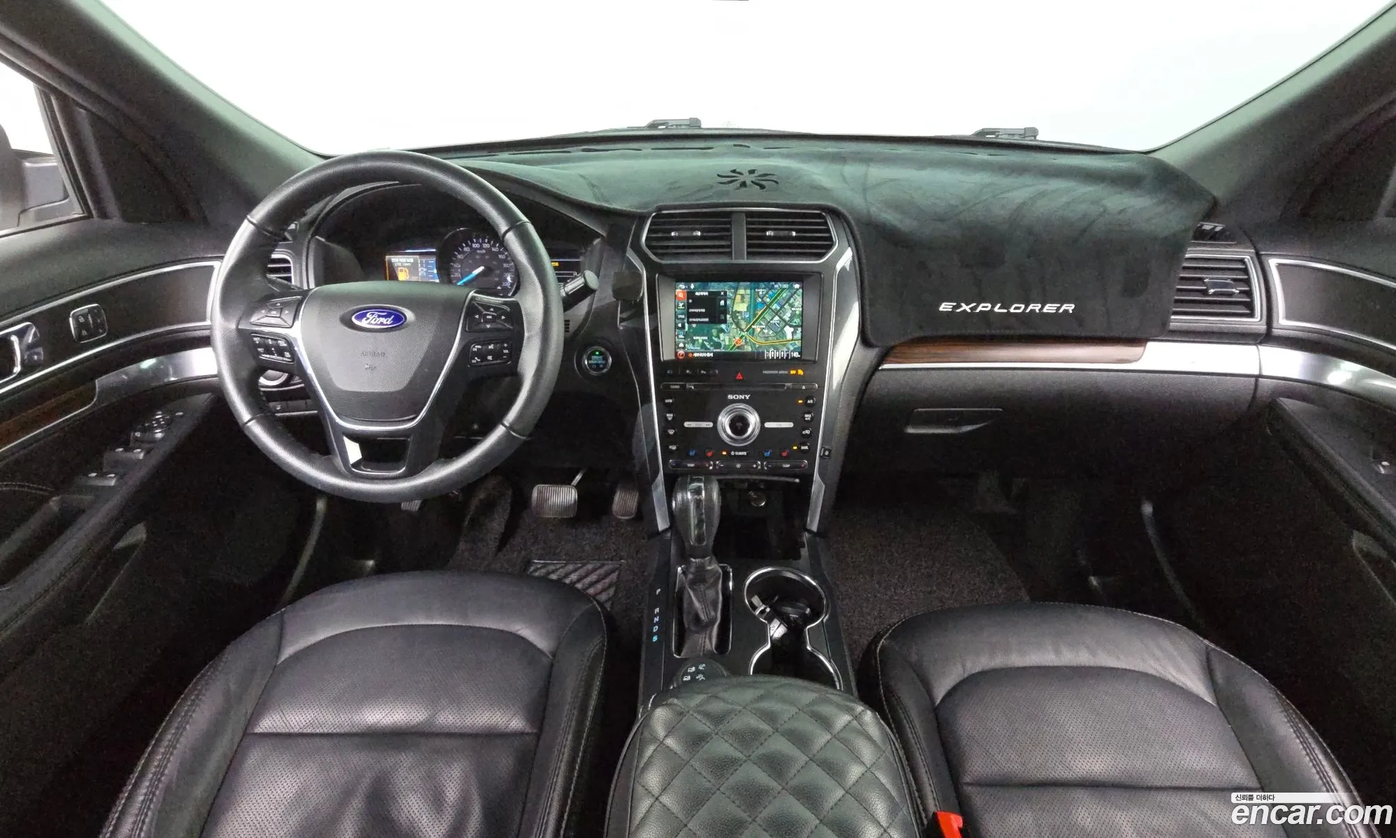 Ford Explorer 2018 — 28