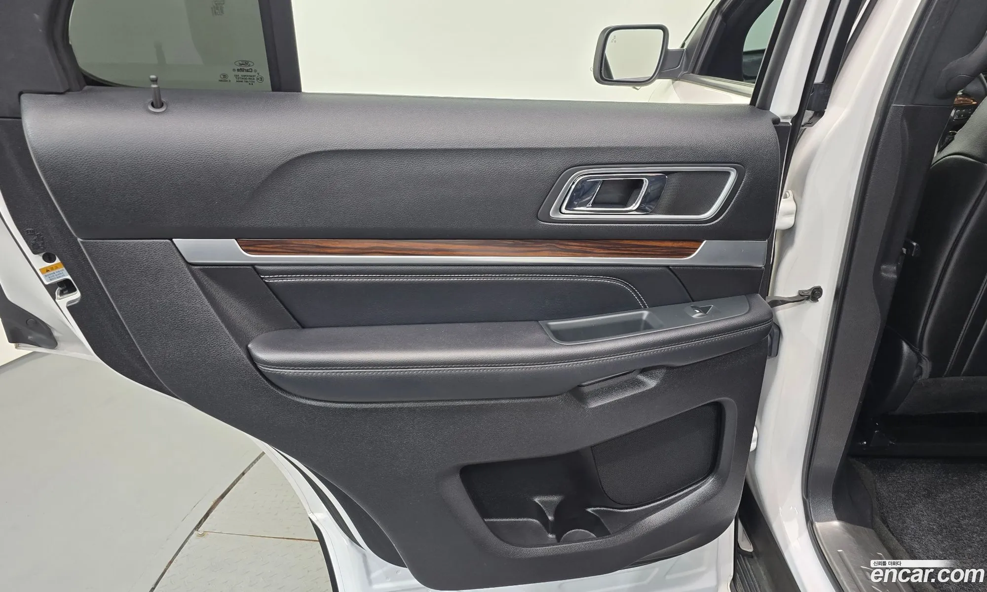 Ford Explorer 2018 — 13