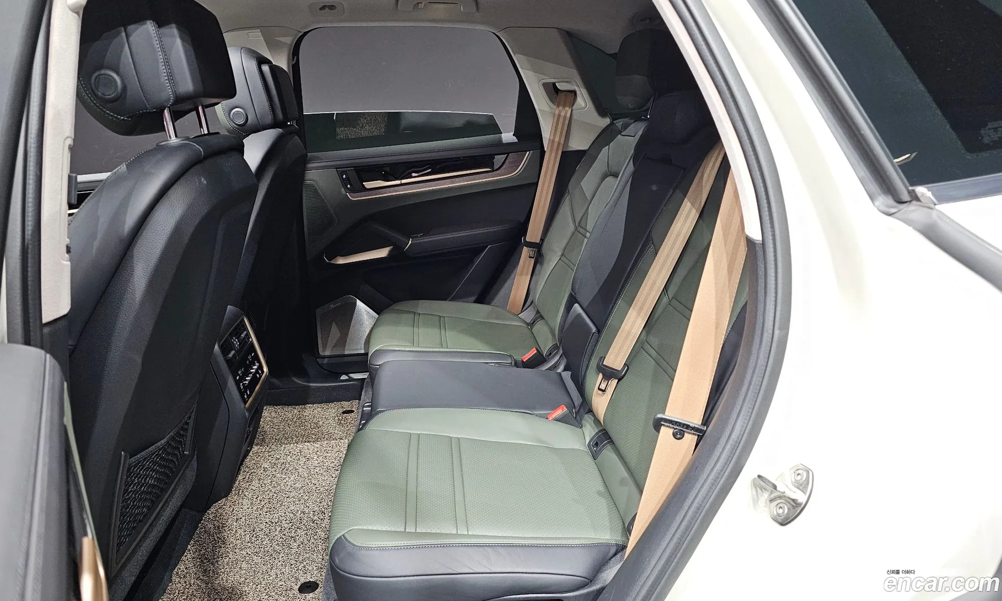 Porsche Cayenne 2024 WP1AN29Y5RDA54196 — 13