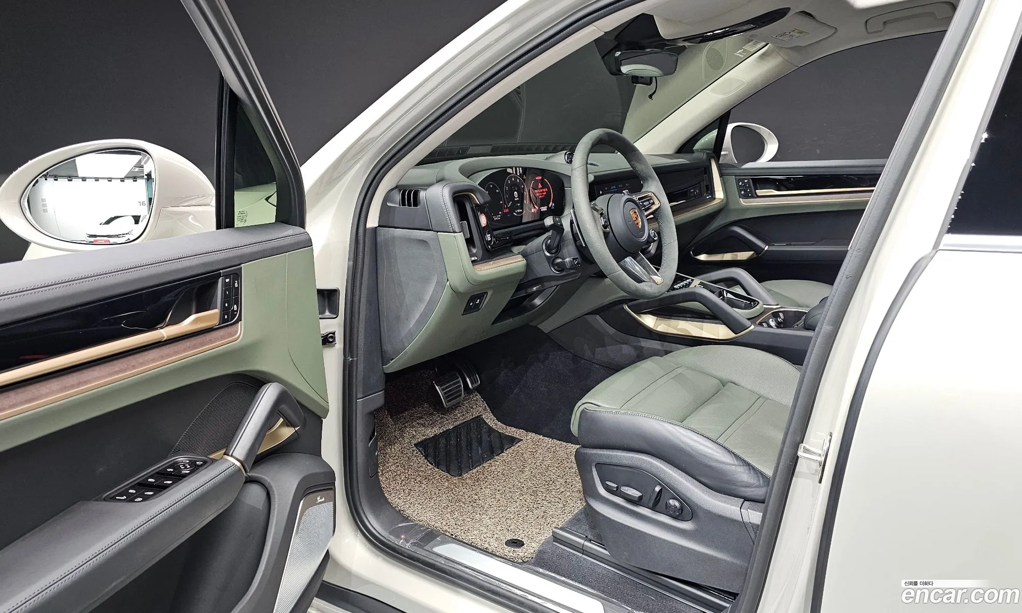 Porsche Cayenne 2024 WP1AN29Y5RDA54196 — 16