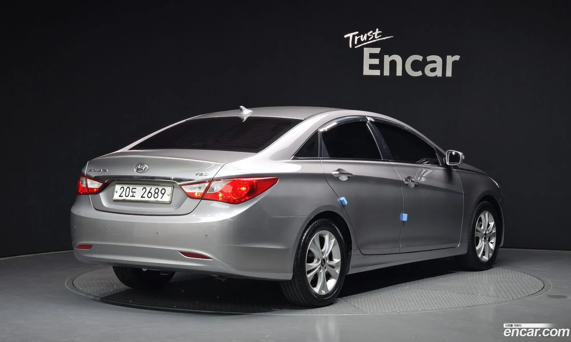Hyundai YF Sonata 2009 — 7